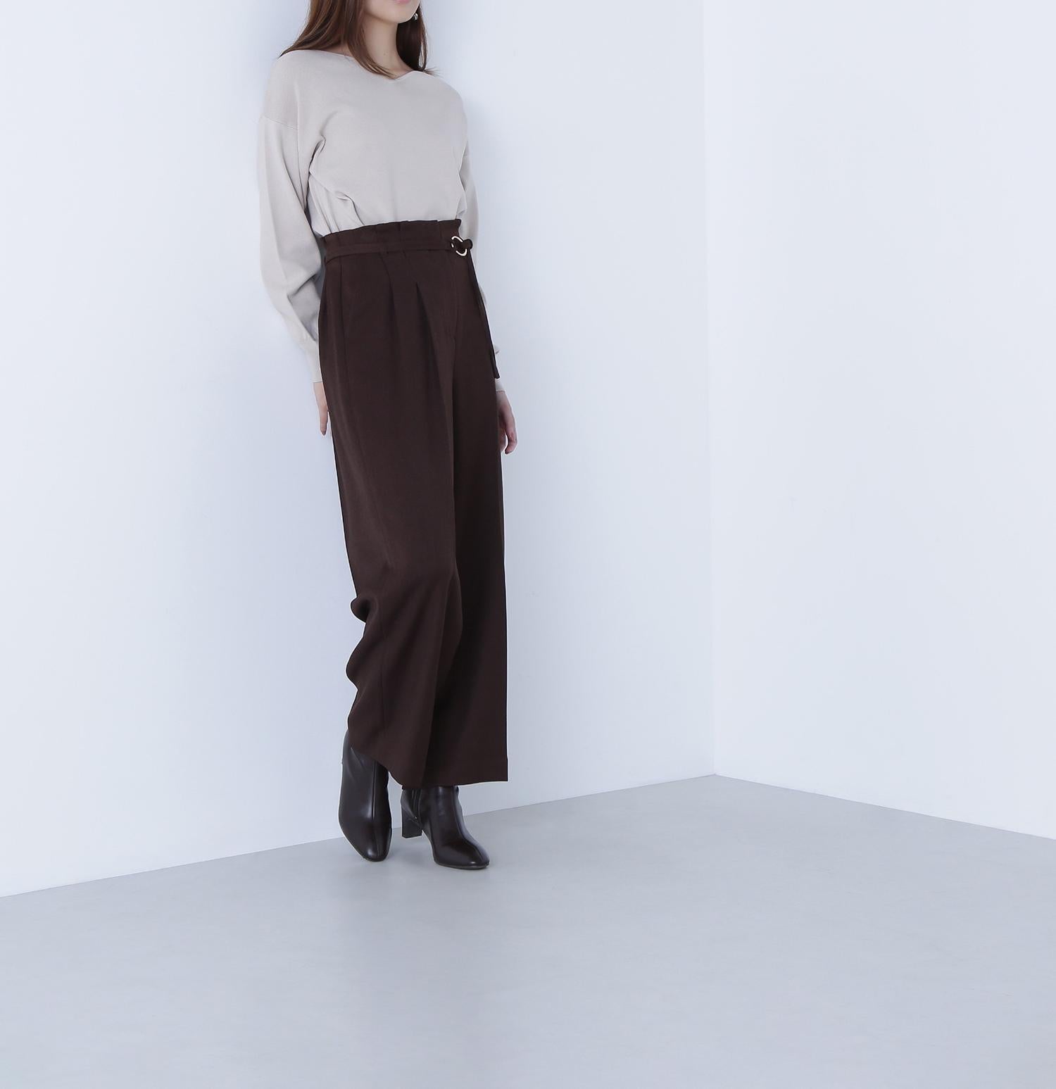 総針ベーシックシリーズ ニュアンスVネックニット ベージュ