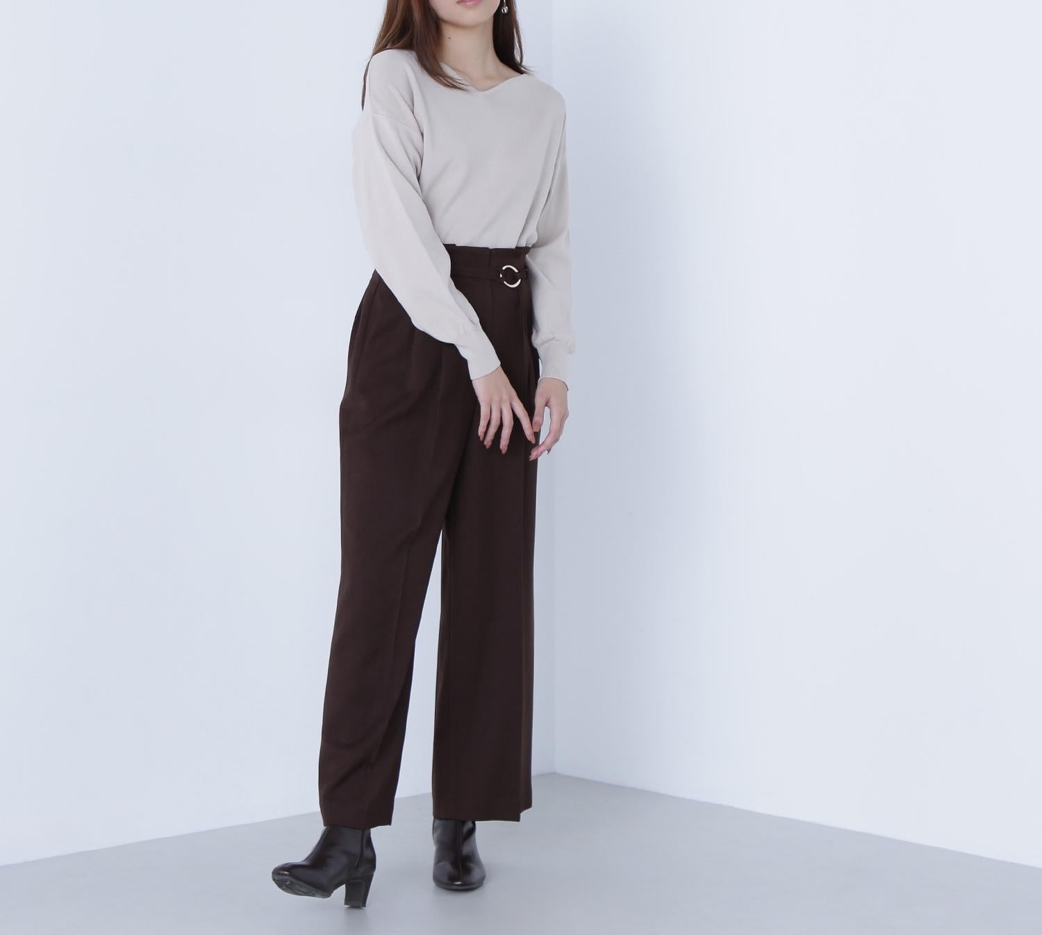 総針ベーシックシリーズ ニュアンスVネックニット ベージュ