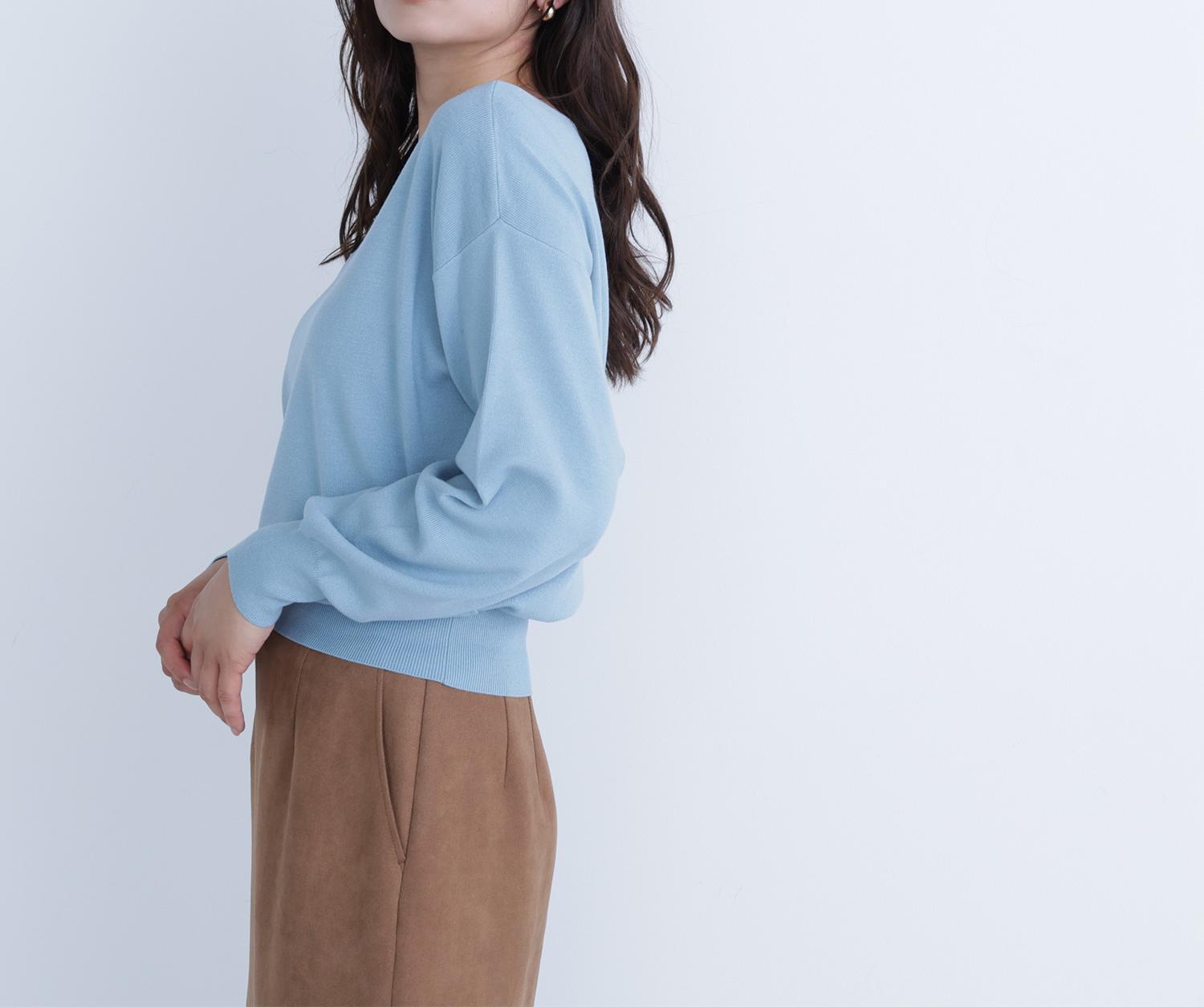 総針ベーシックシリーズ ニュアンスVネックニット レトロブルー