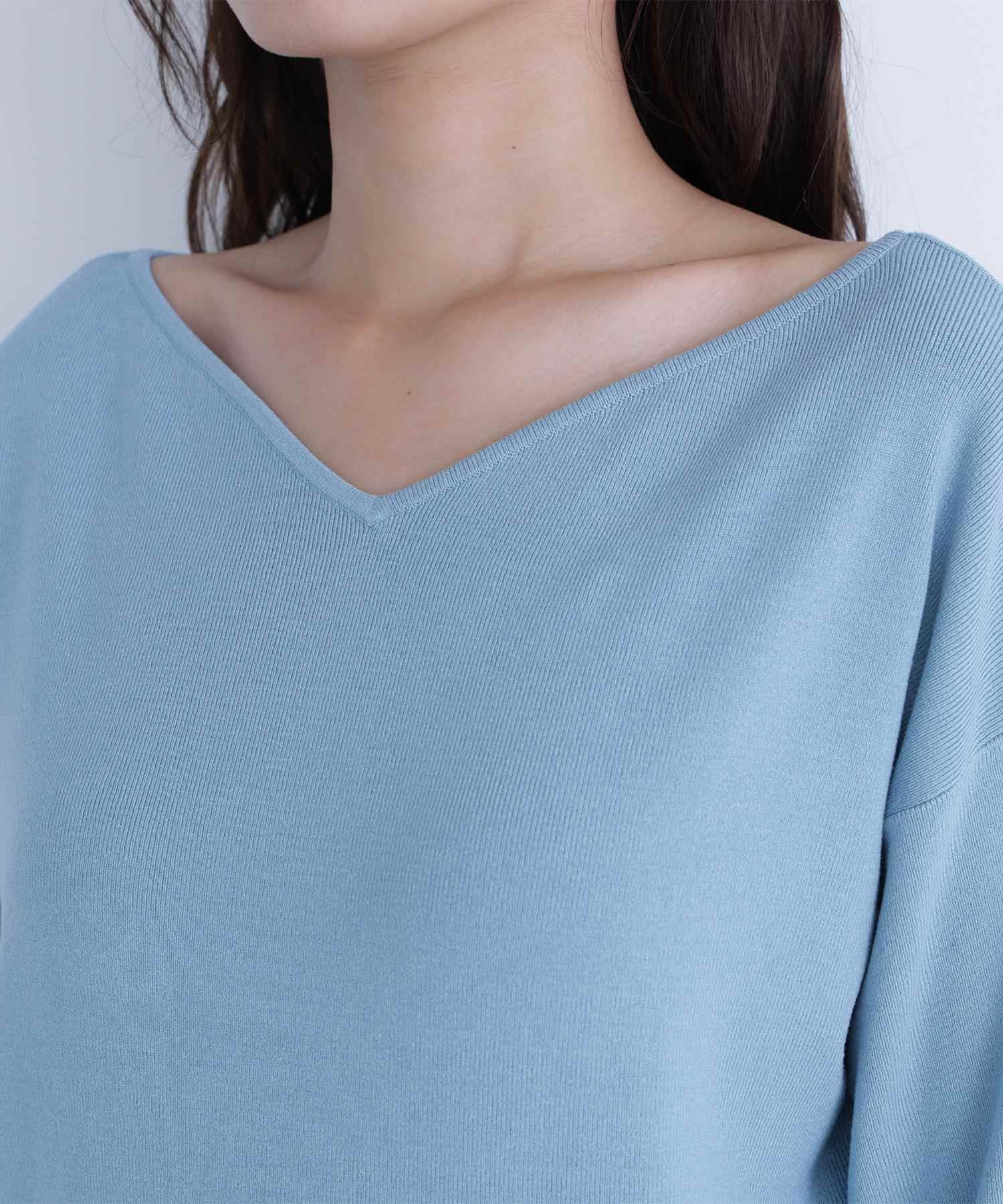 総針ベーシックシリーズ ニュアンスVネックニット レトロブルー