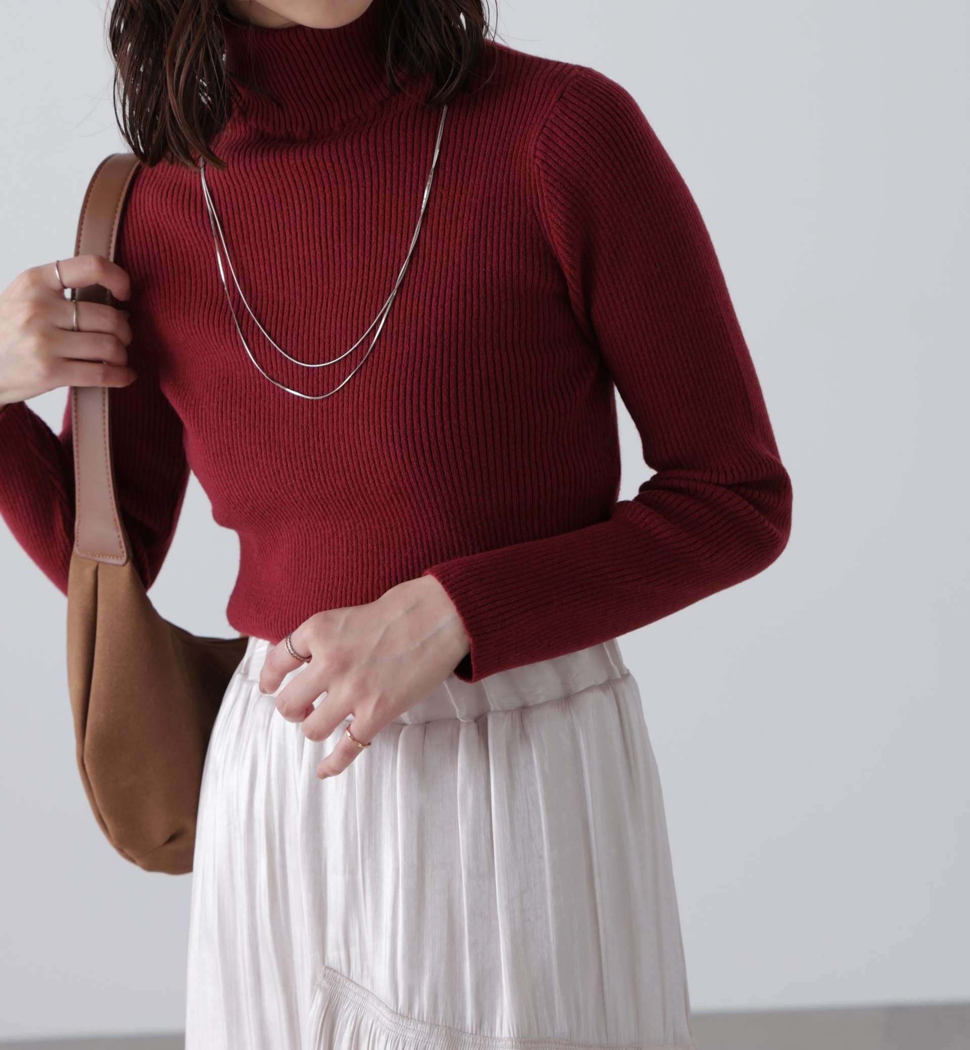 タートルネックリブニット ボルドー