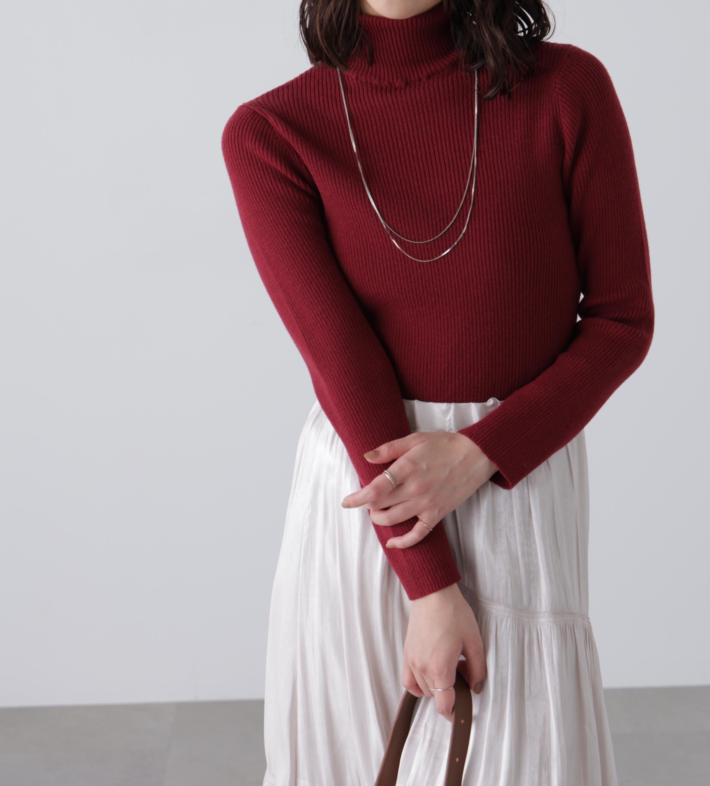タートルネックリブニット ボルドー