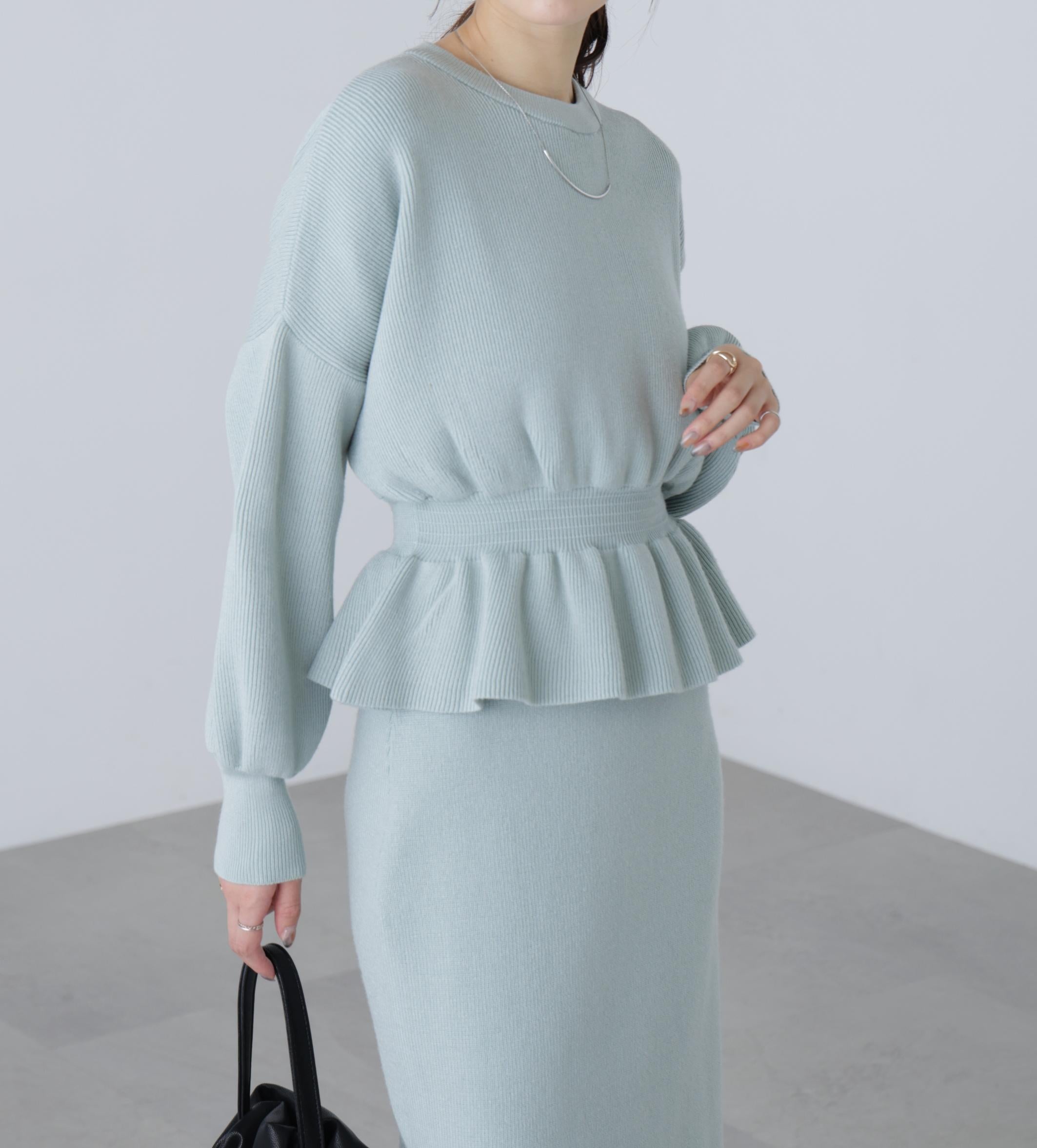 ペプラムニットセットアップ ライトブルー