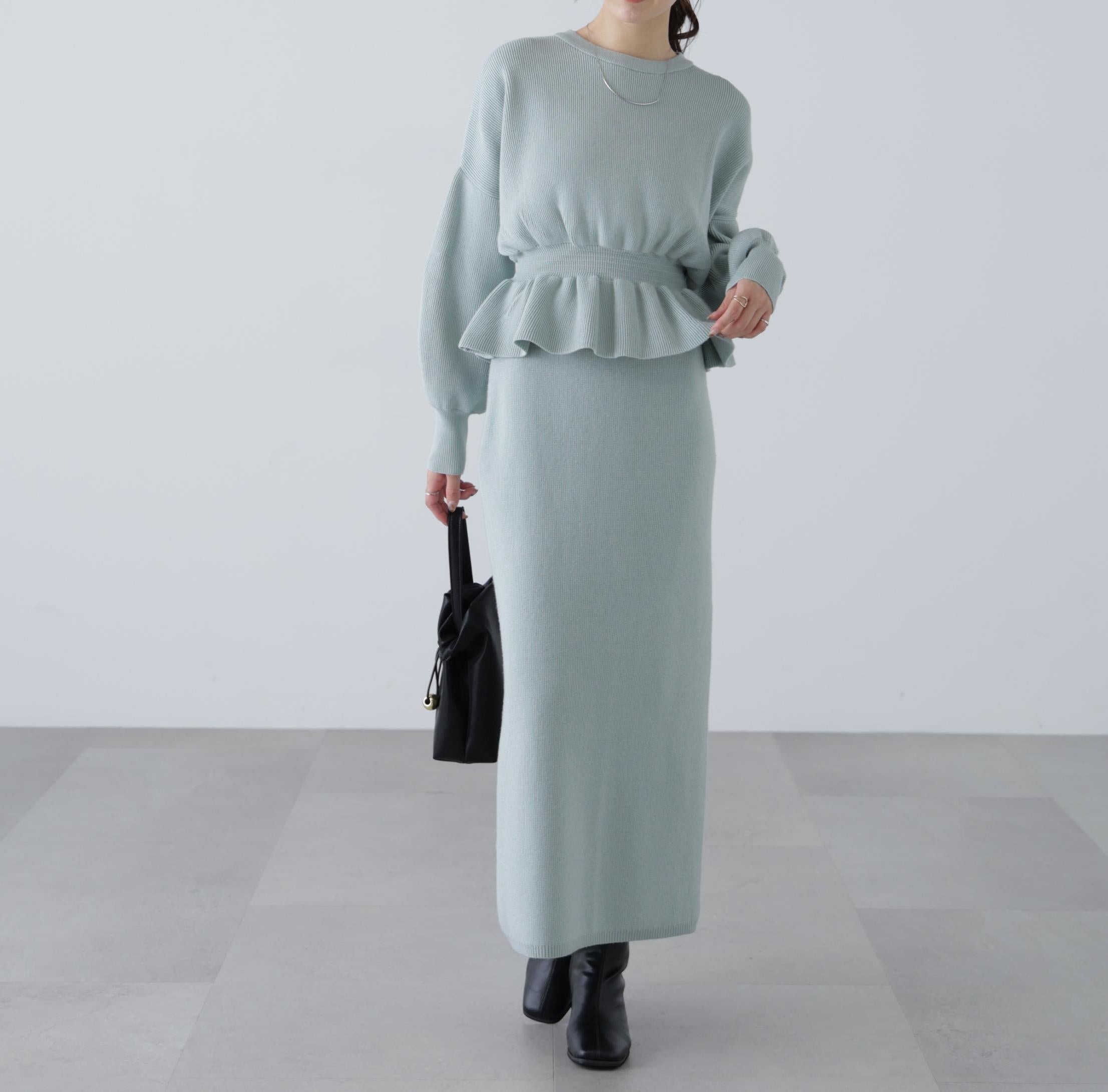 ペプラムニットセットアップ ライトブルー