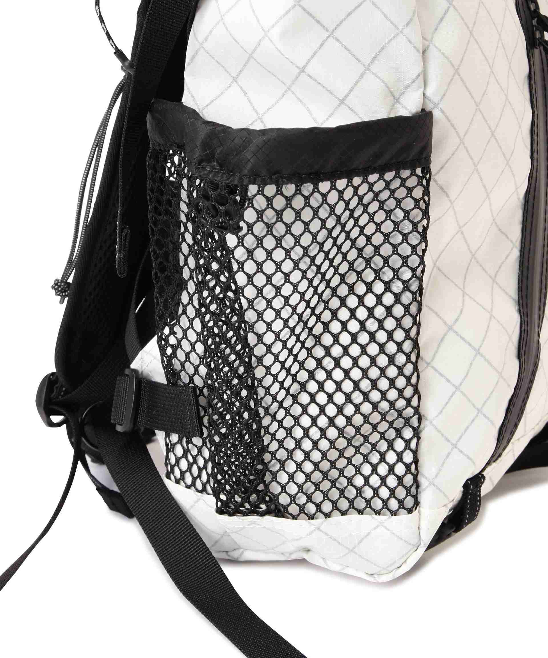 and wande/アンドワンダー  ECOPAK 18L ackpack オフホワイト3