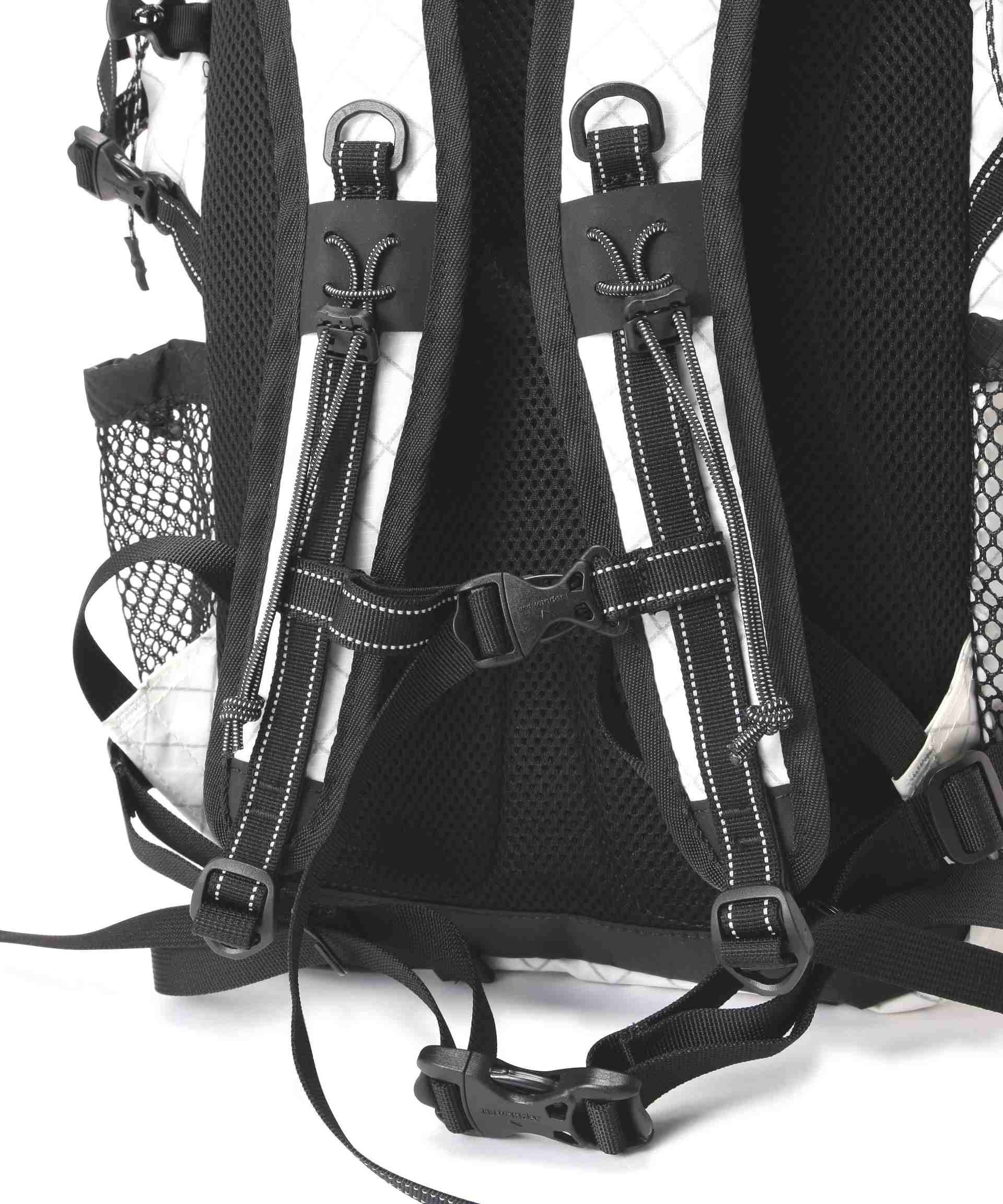 and wande/アンドワンダー  ECOPAK 18L ackpack オフホワイト3