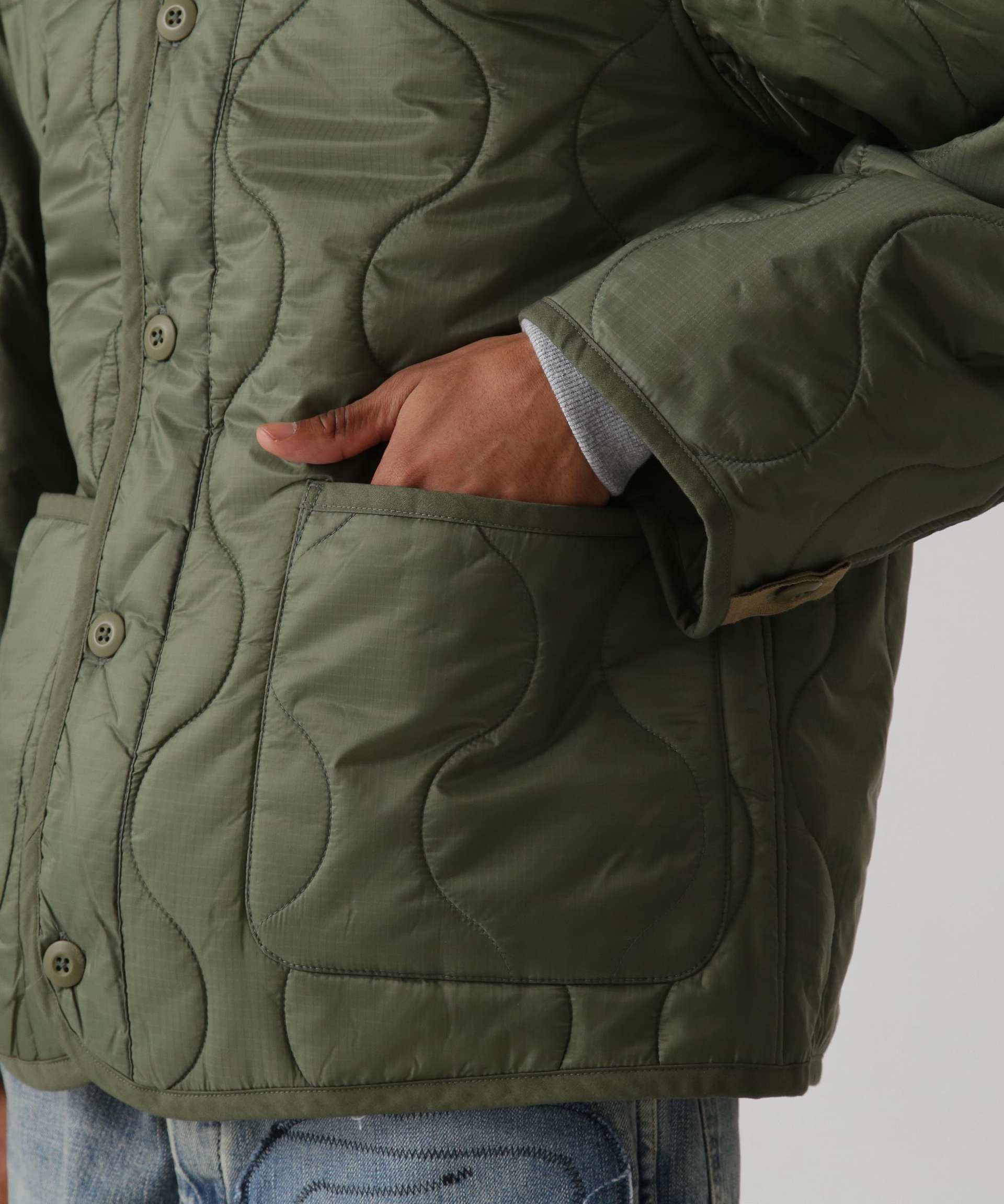 QILTING LINE> JACKET オリーブ