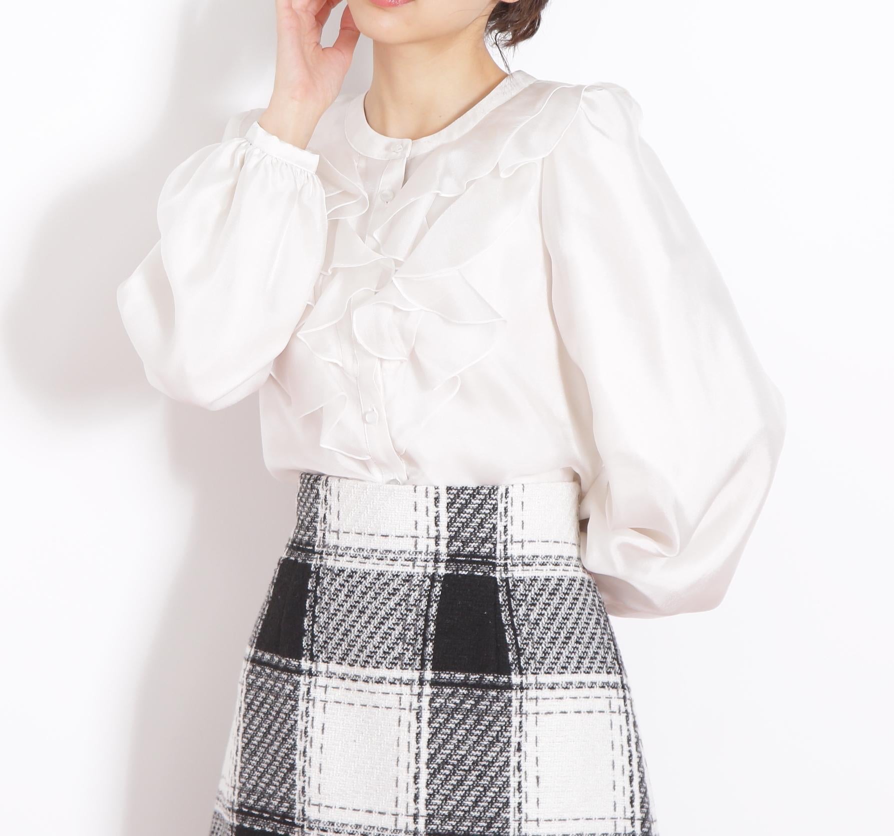 フロントフリルシアーブラウス ホワイト