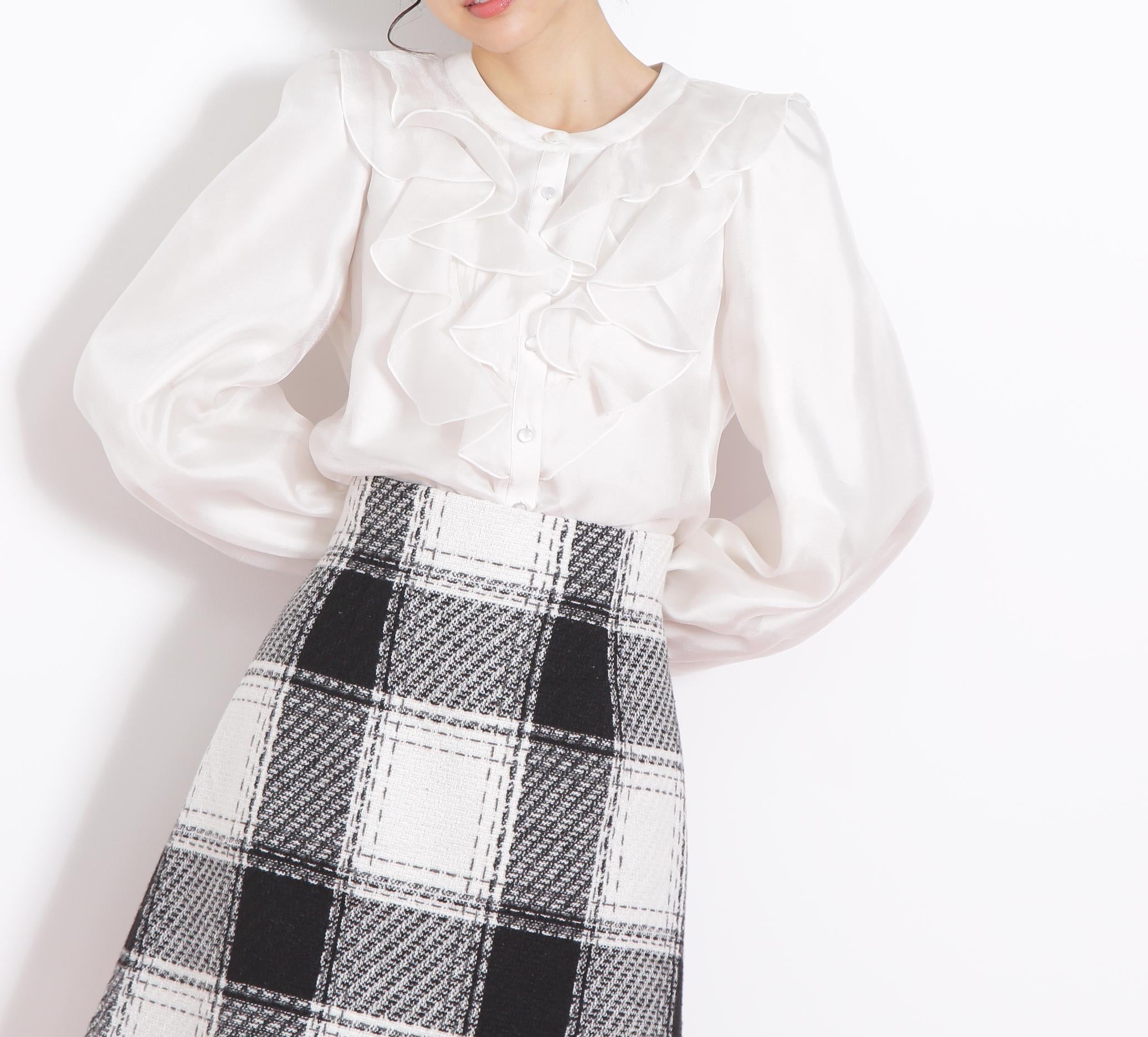 フロントフリルシアーブラウス ホワイト