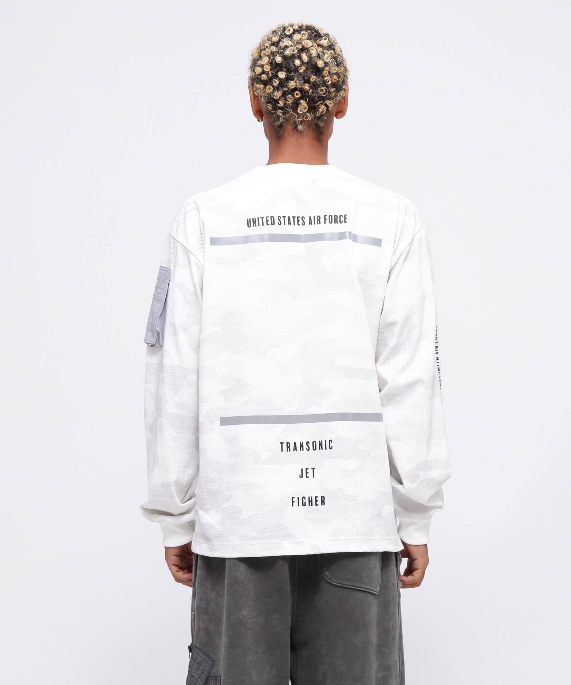 SIDE ZIP STENCIL T-SHI>T "HAT IN THE >ING" / サイドジップ ステンシル 長袖Tシャツ "ハット  ホワイトカモ34