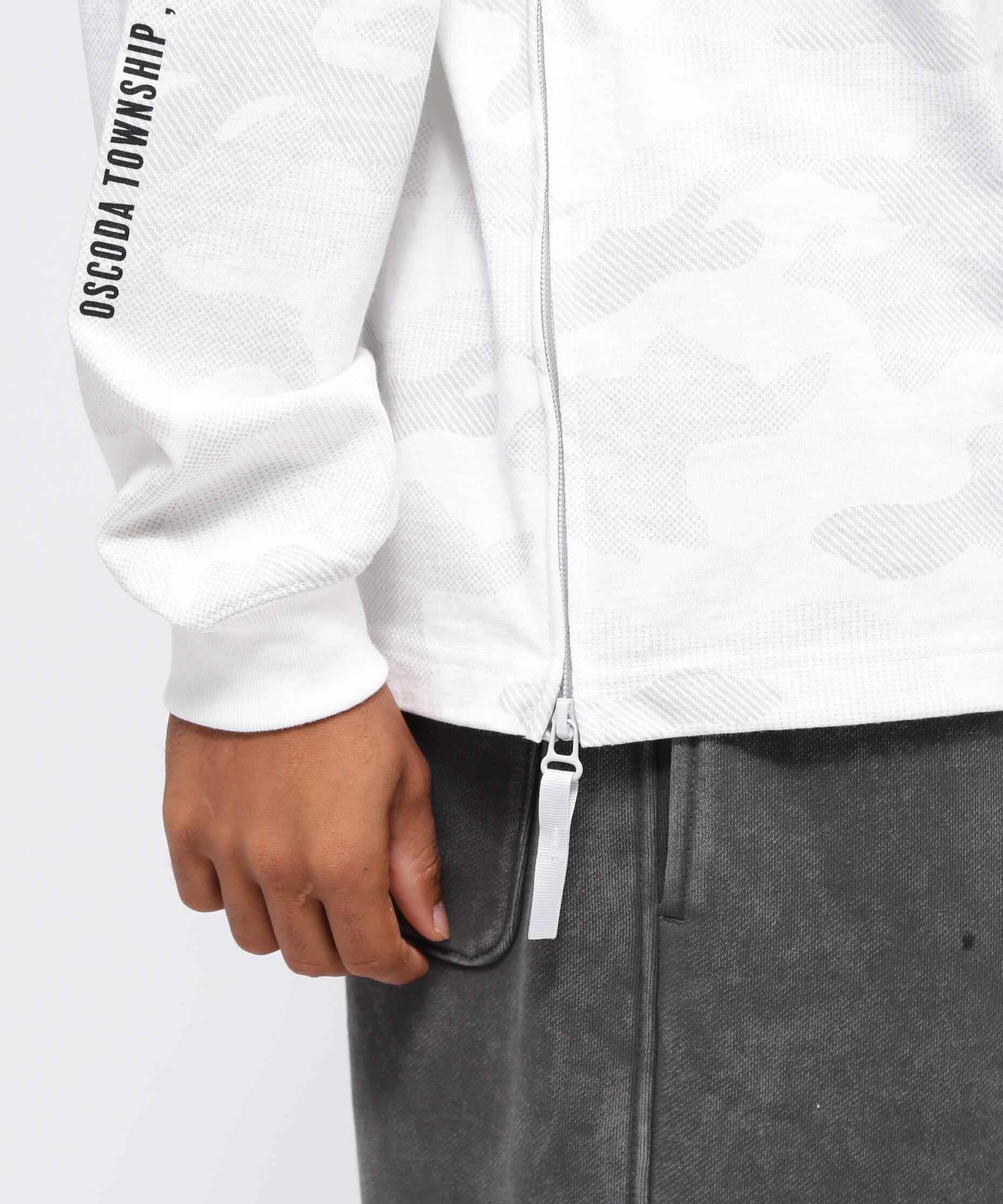 SIDE ZIP STENCIL T-SHI>T "HAT IN THE >ING" / サイドジップ ステンシル 長袖Tシャツ "ハット  ホワイトカモ34