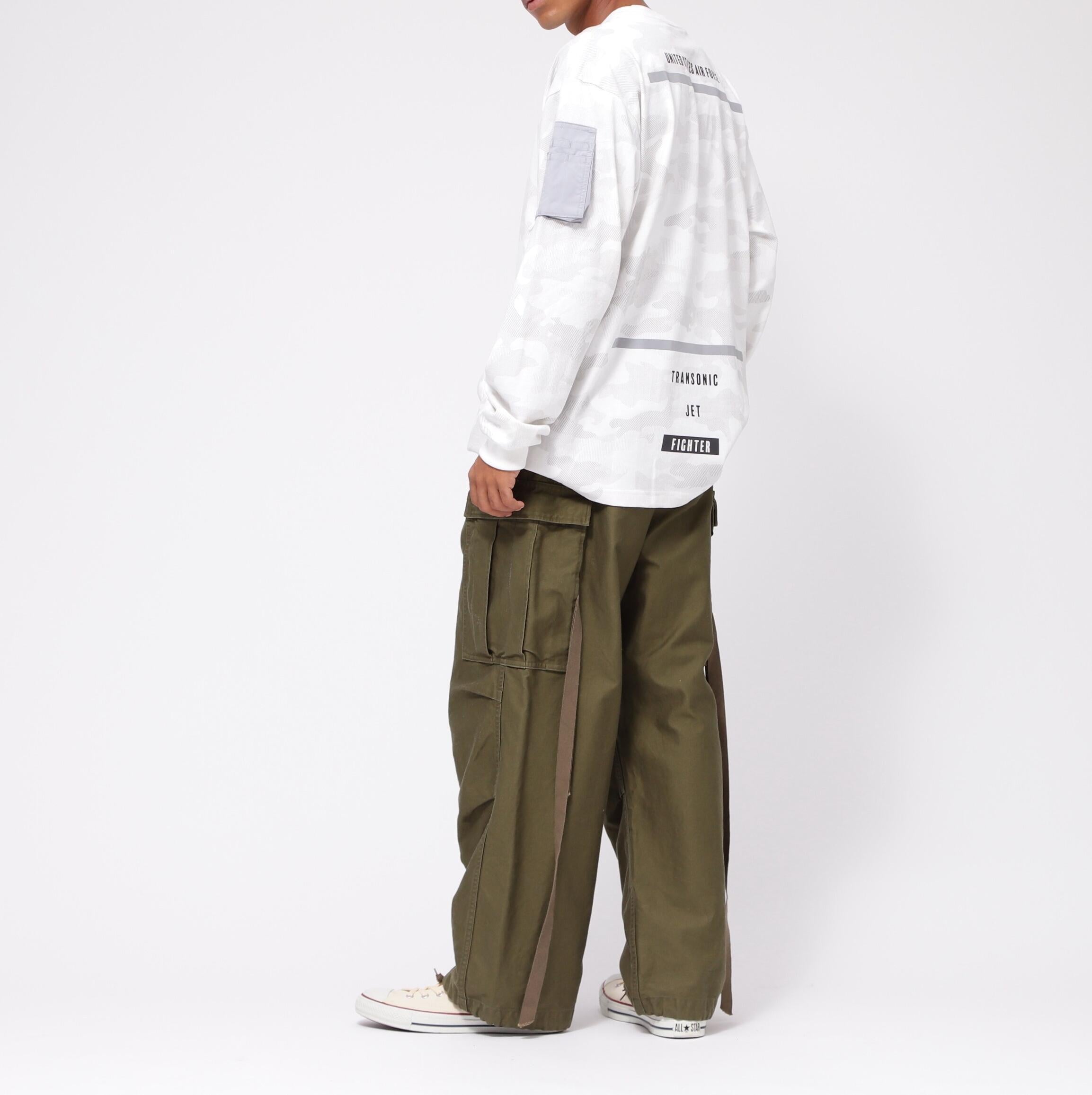 SIDE ZIP STENCIL T-SHI>T "HAT IN THE >ING" / サイドジップ ステンシル 長袖Tシャツ "ハット  ホワイトカモ34