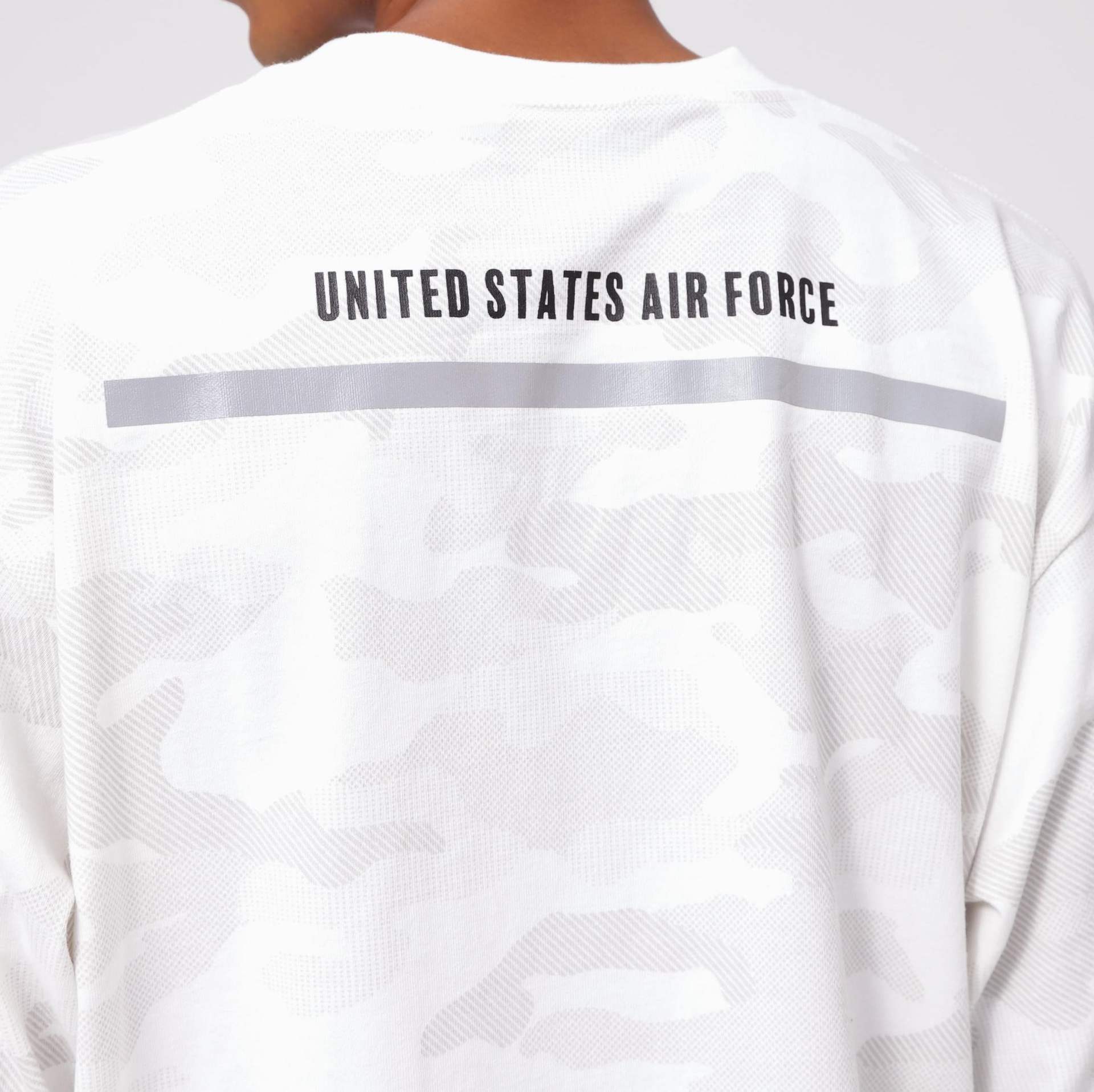 SIDE ZIP STENCIL T-SHI>T "HAT IN THE >ING" / サイドジップ ステンシル 長袖Tシャツ "ハット  ホワイトカモ34