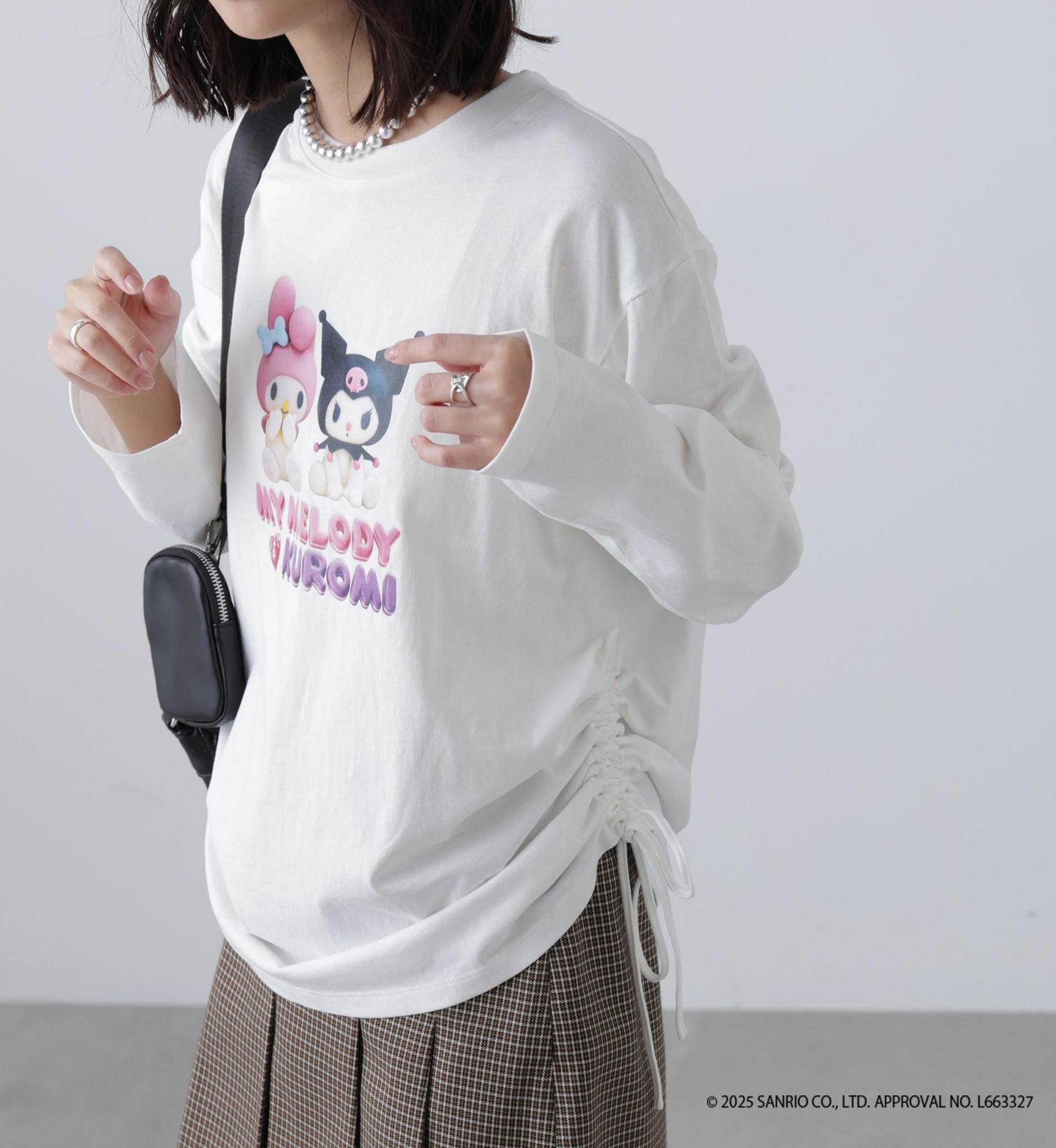 〈メロクロコラボ〉ロングTシャツ ホワイト