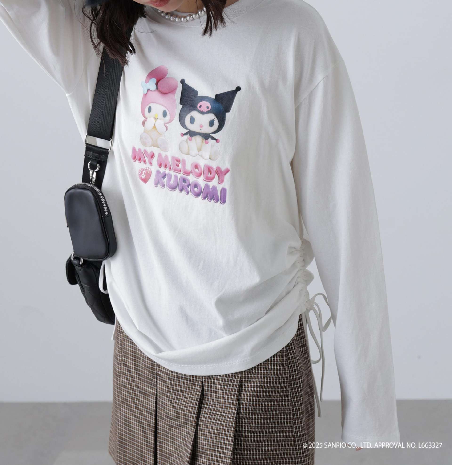 〈メロクロコラボ〉ロングTシャツ ホワイト
