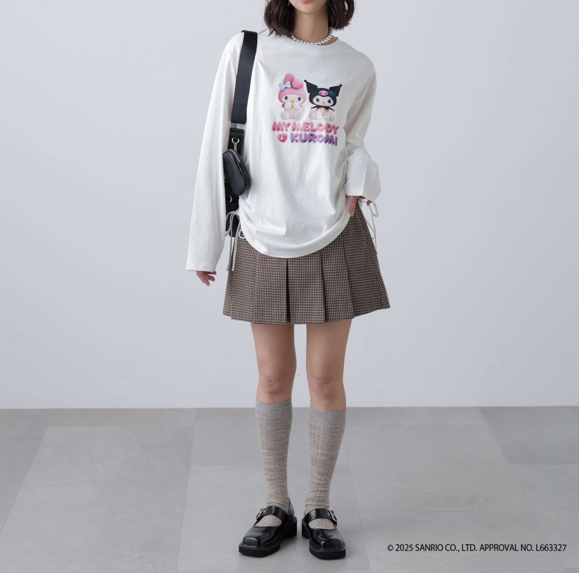 〈メロクロコラボ〉ロングTシャツ ホワイト