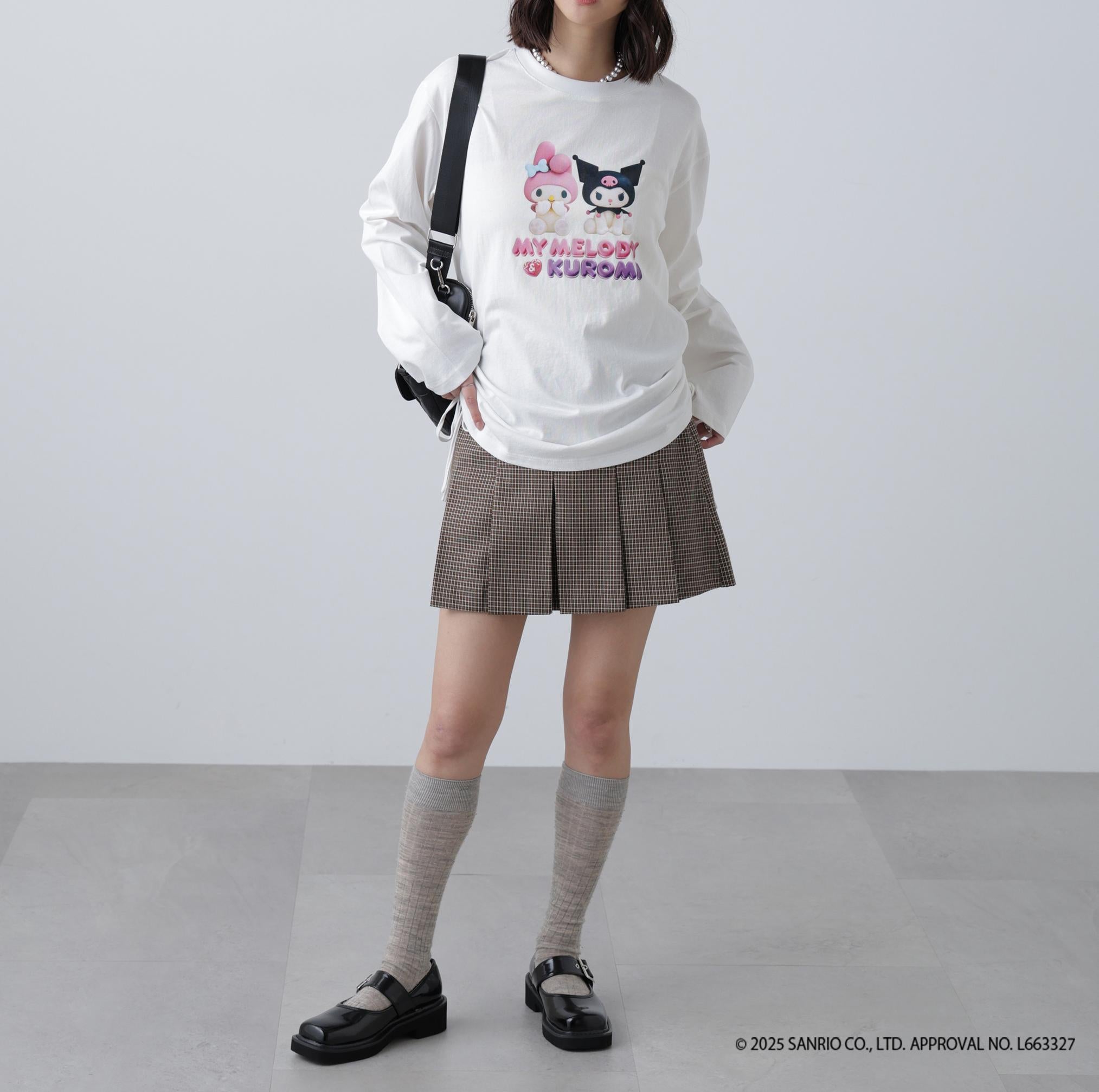 〈メロクロコラボ〉ロングTシャツ ホワイト