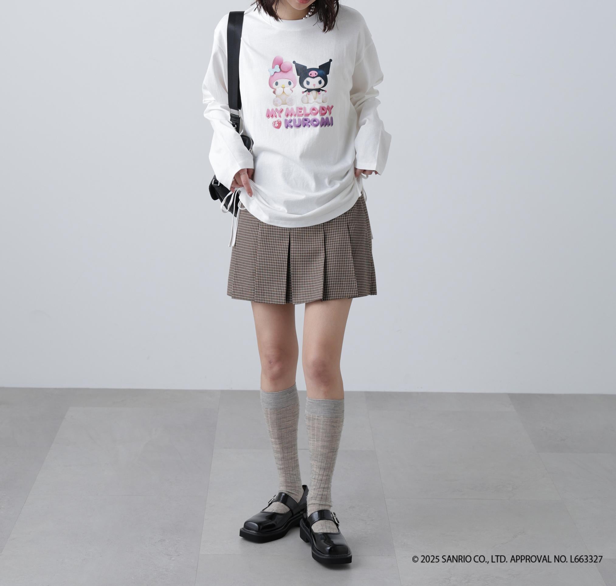 〈メロクロコラボ〉ロングTシャツ ホワイト