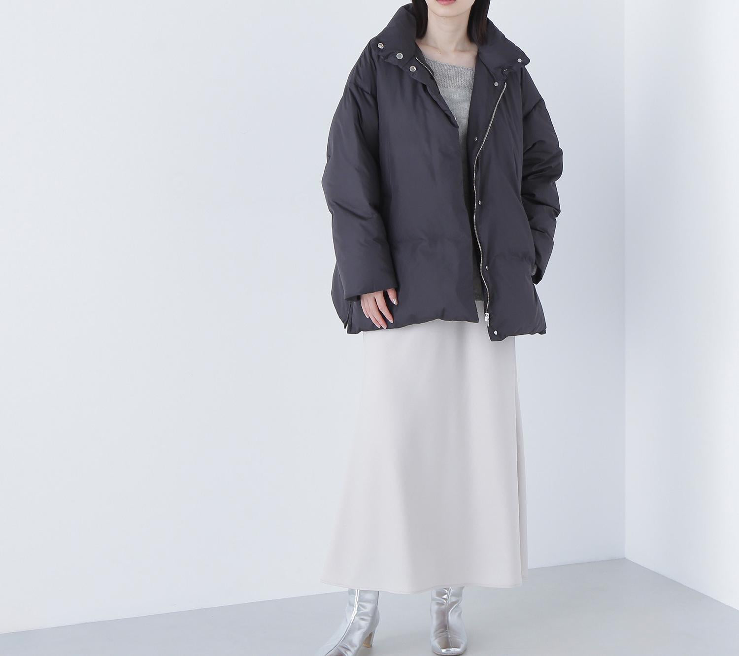 シームレスミドルダウン ブラック