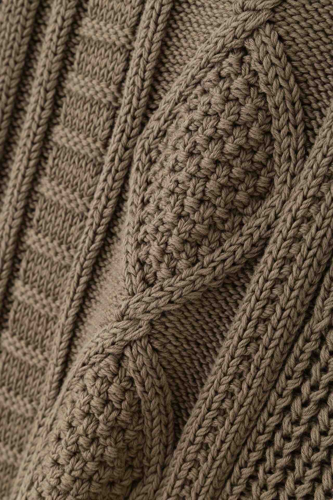 ◆ケーブル編みニットベスト カーキ