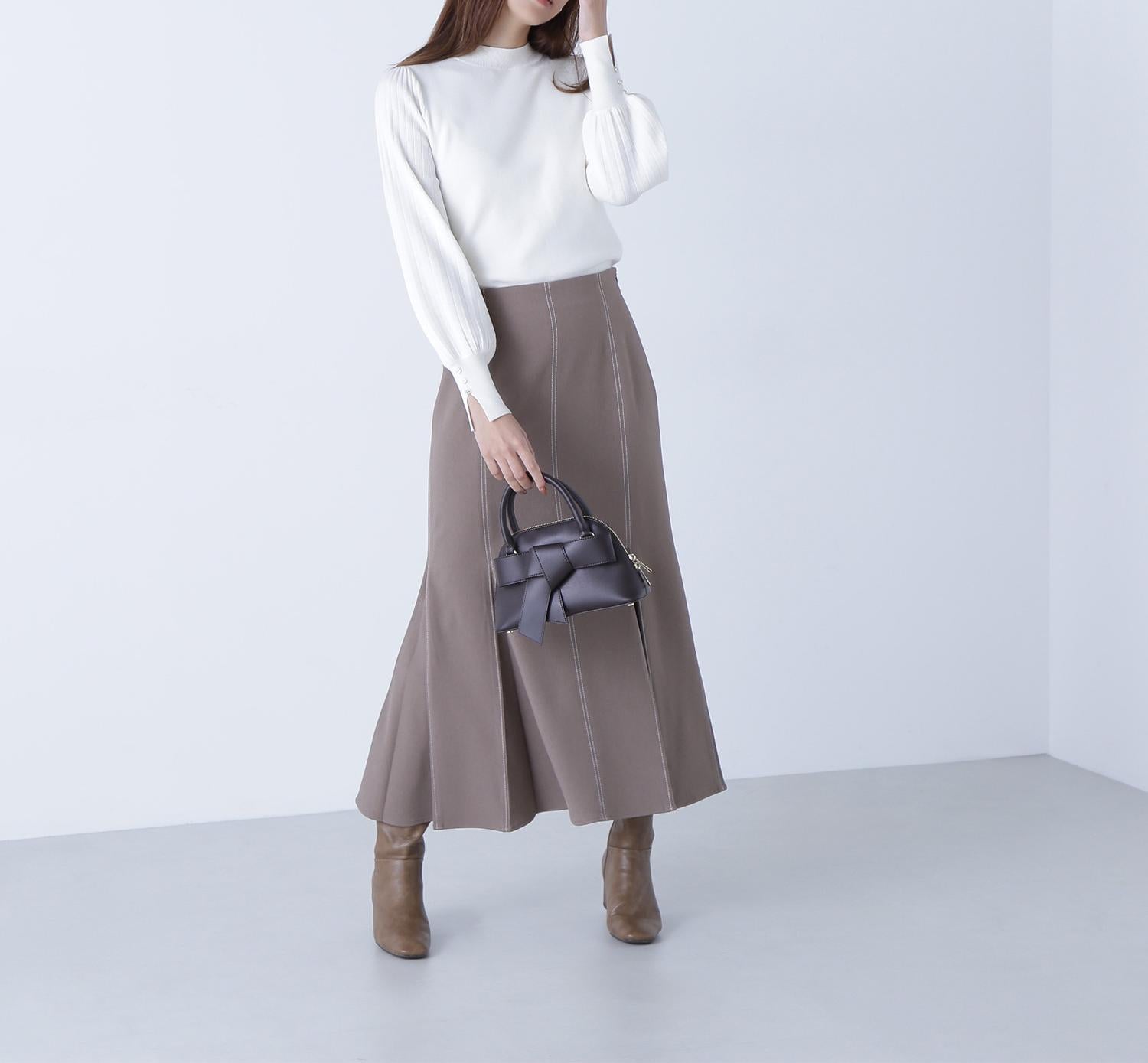 プリーツスリーブニット オフホワイト1