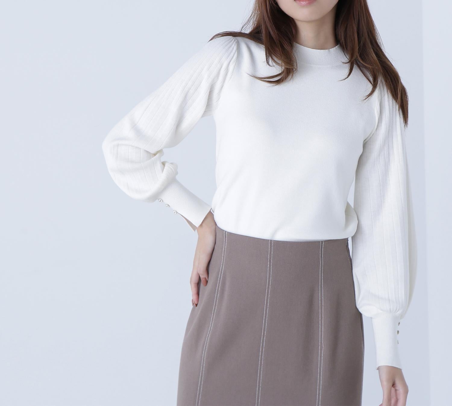 プリーツスリーブニット オフホワイト1