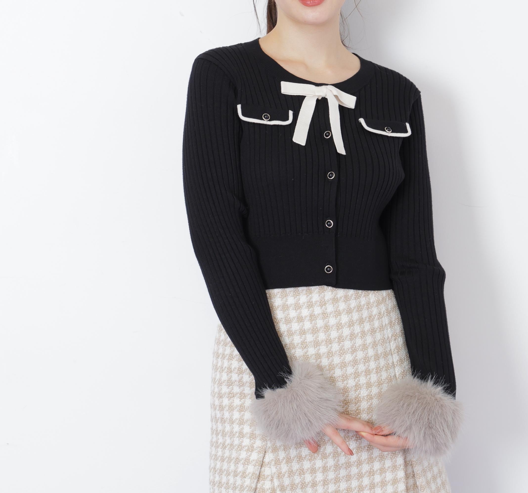 袖フェイクファーカーデトップス ブラック