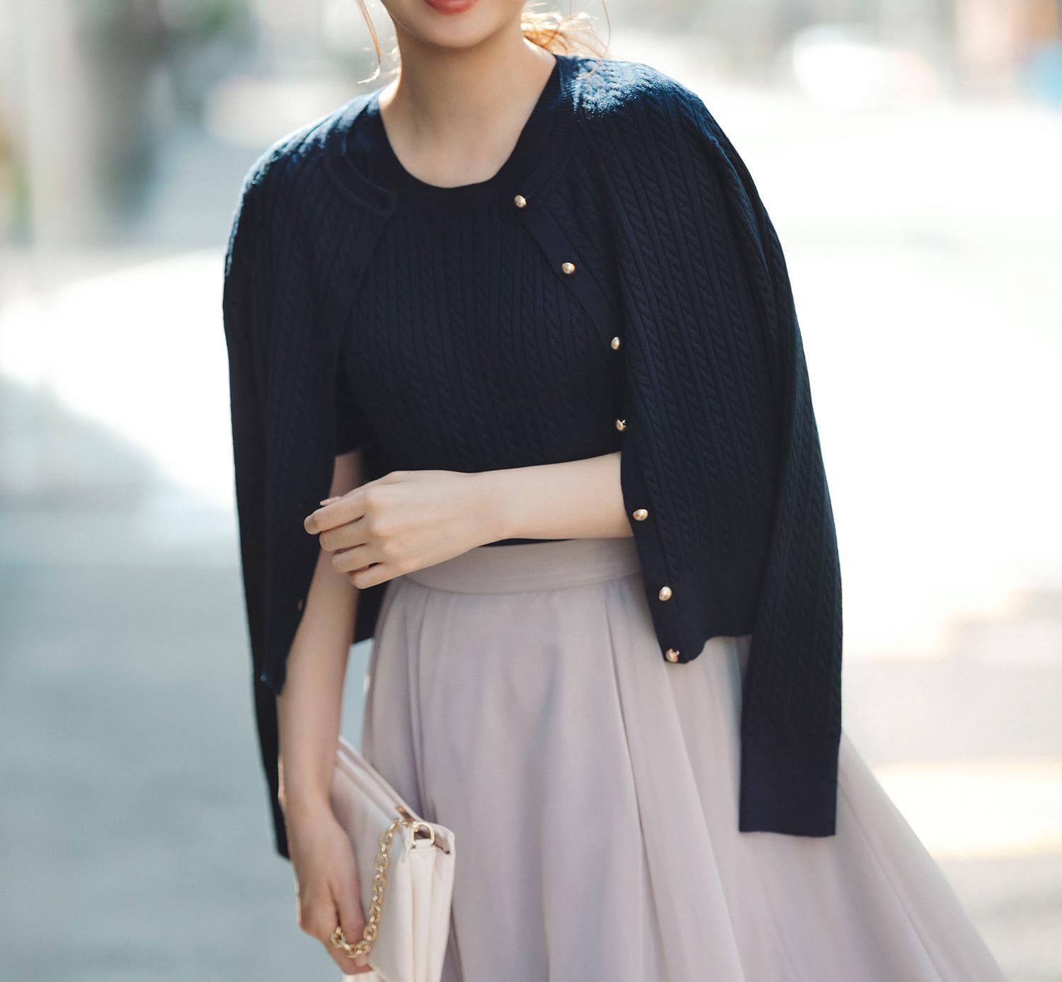 ＜CLASSY.12月号 お仕事名品Award 2025＞「トップス賞」3シーズン無敵アンサンブル ネイビー