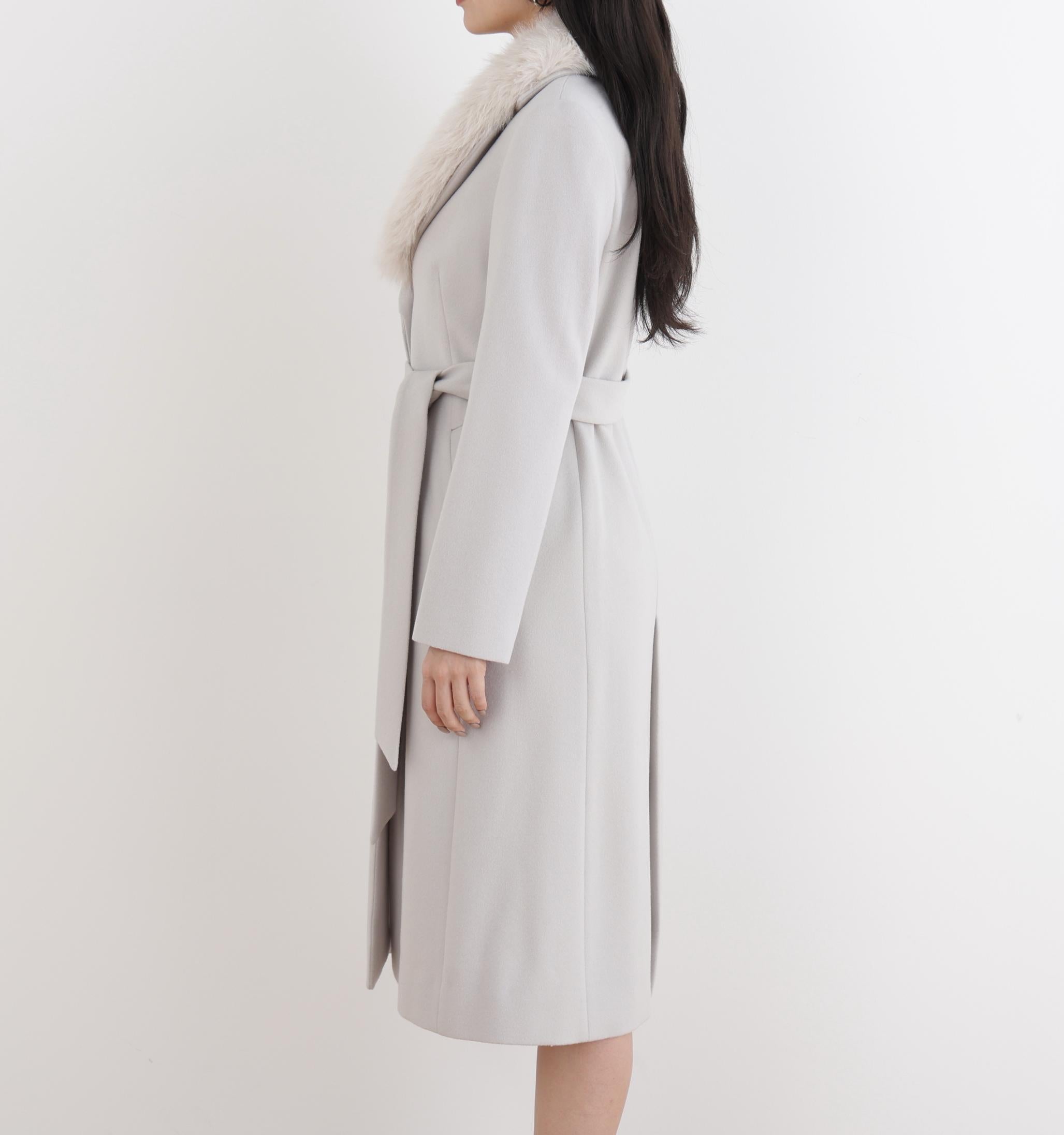 カシミヤ混ベルテッドコート グレー1