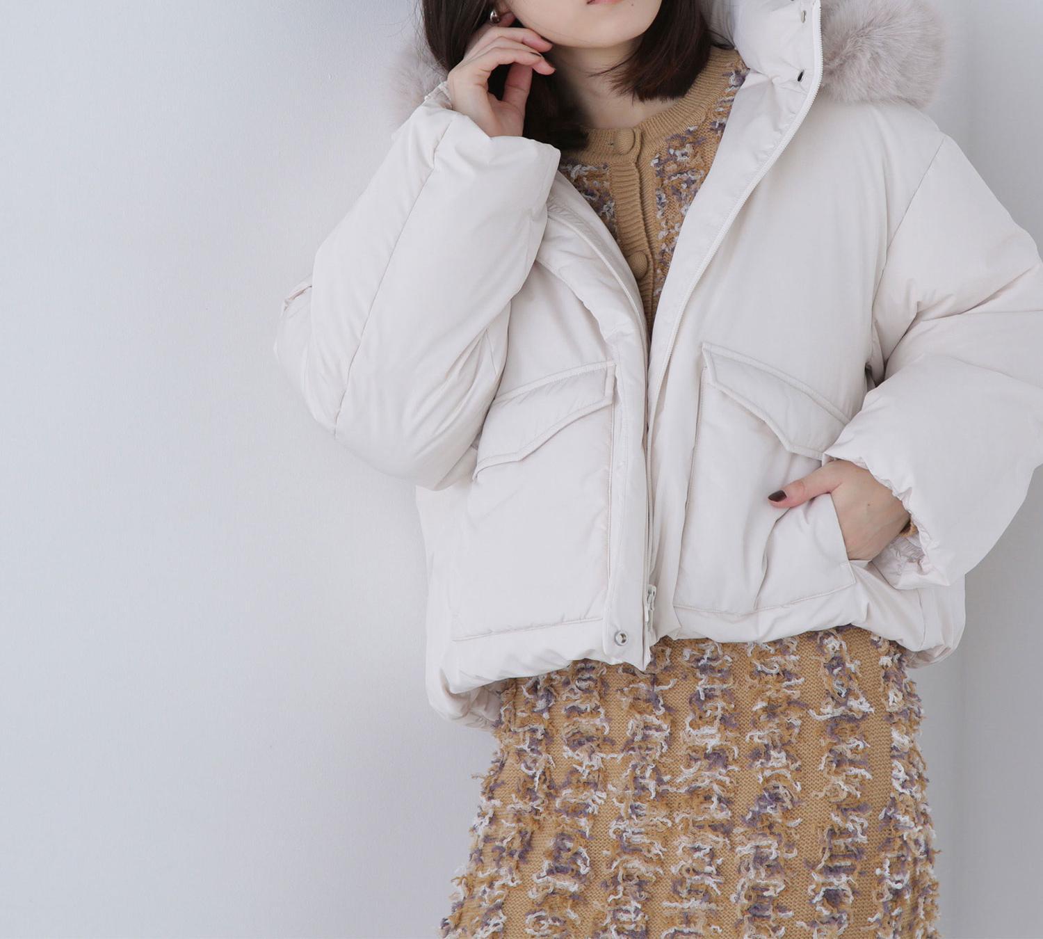 フードファーショートダウン オフホワイト1