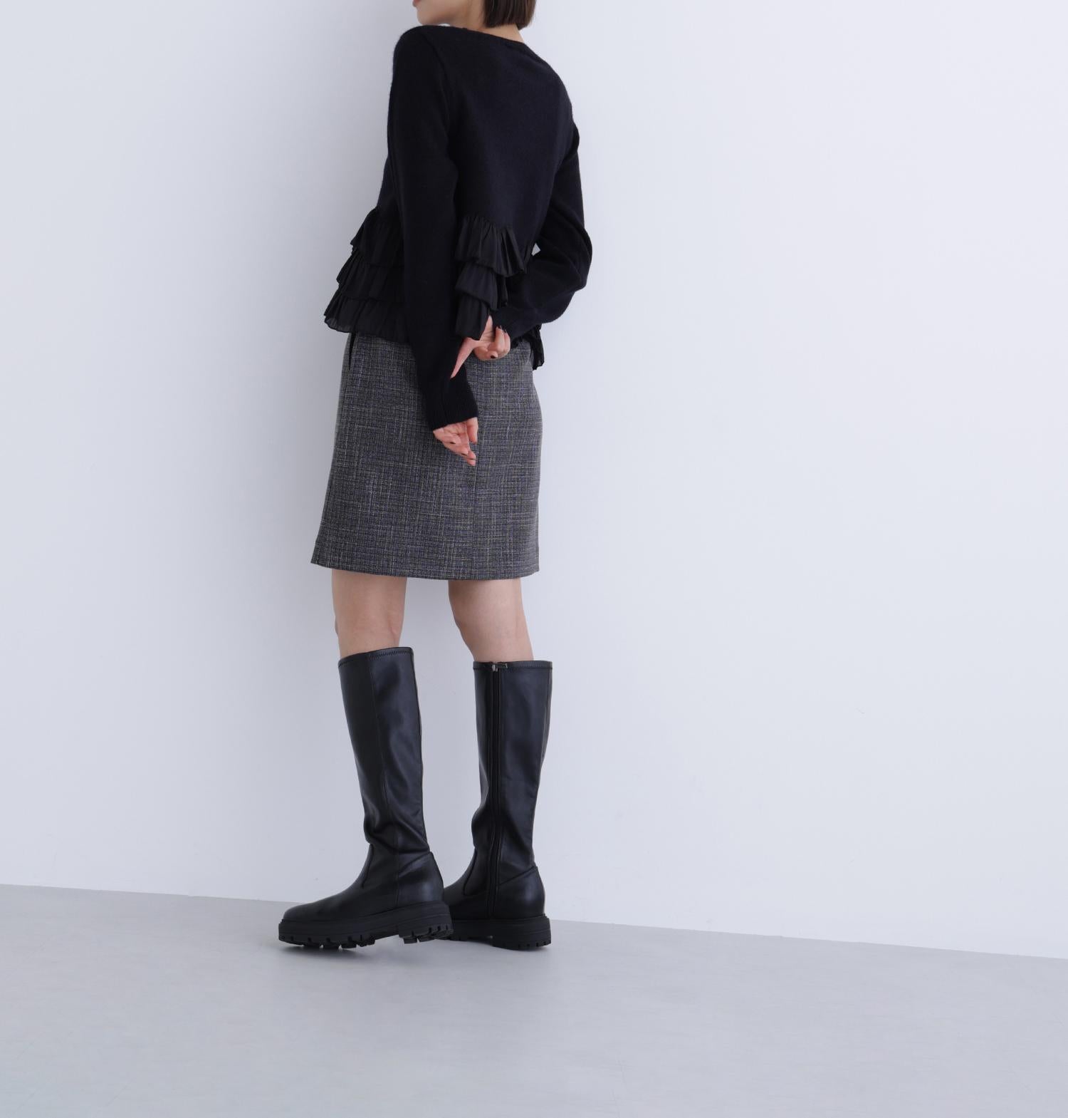 オータムミニスカート ブラックベース2