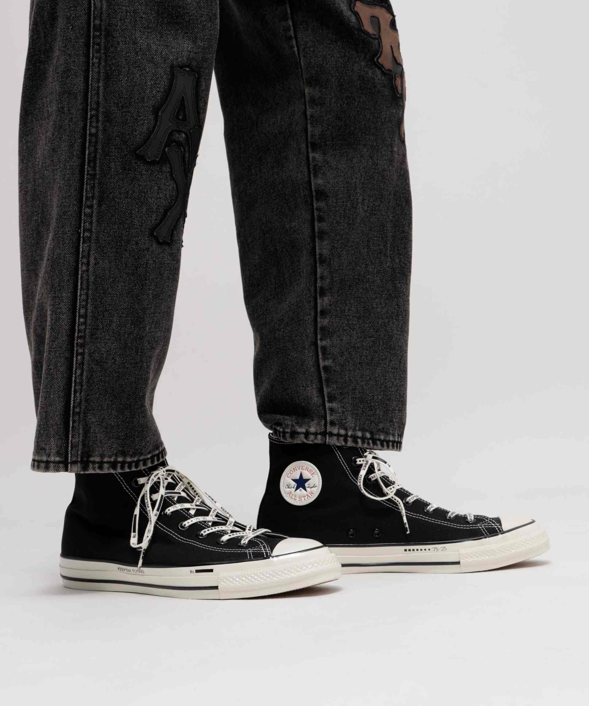 《AVI>EX × CONVE>SE》ALL STA> AGED HI ブラック