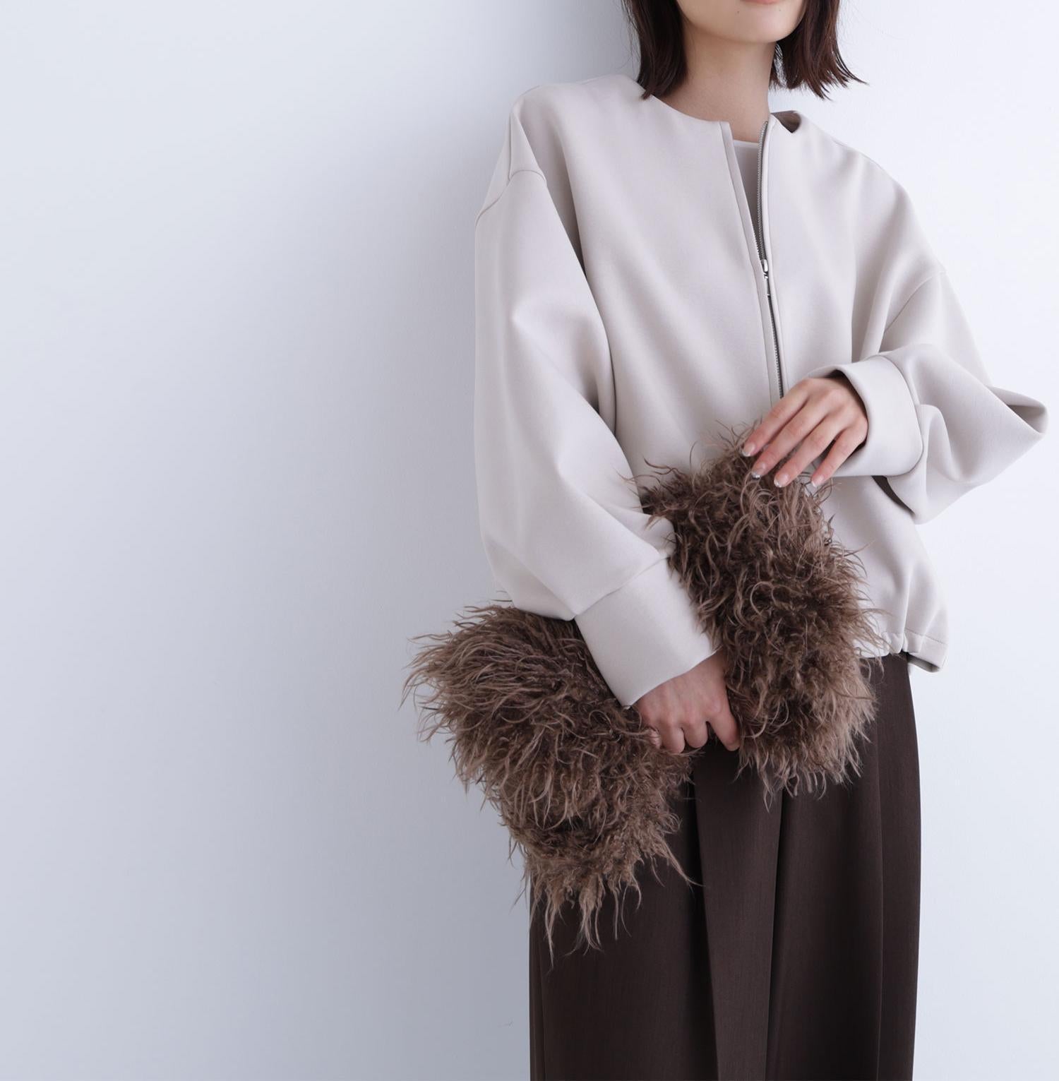 ノーカラーダンボールブルゾン ベージュ