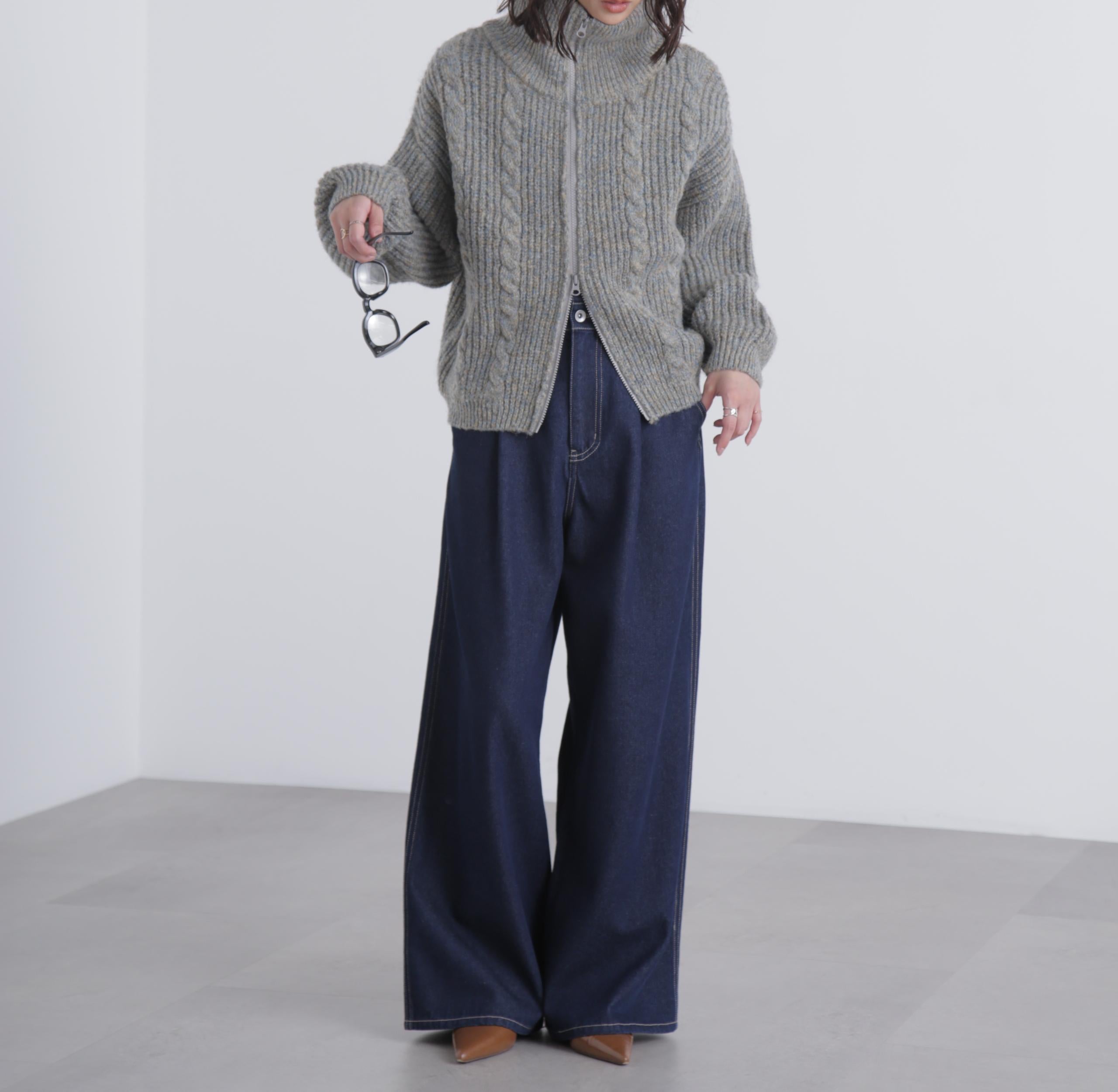 スタンドネックショート丈ジップニットブルゾン グレー