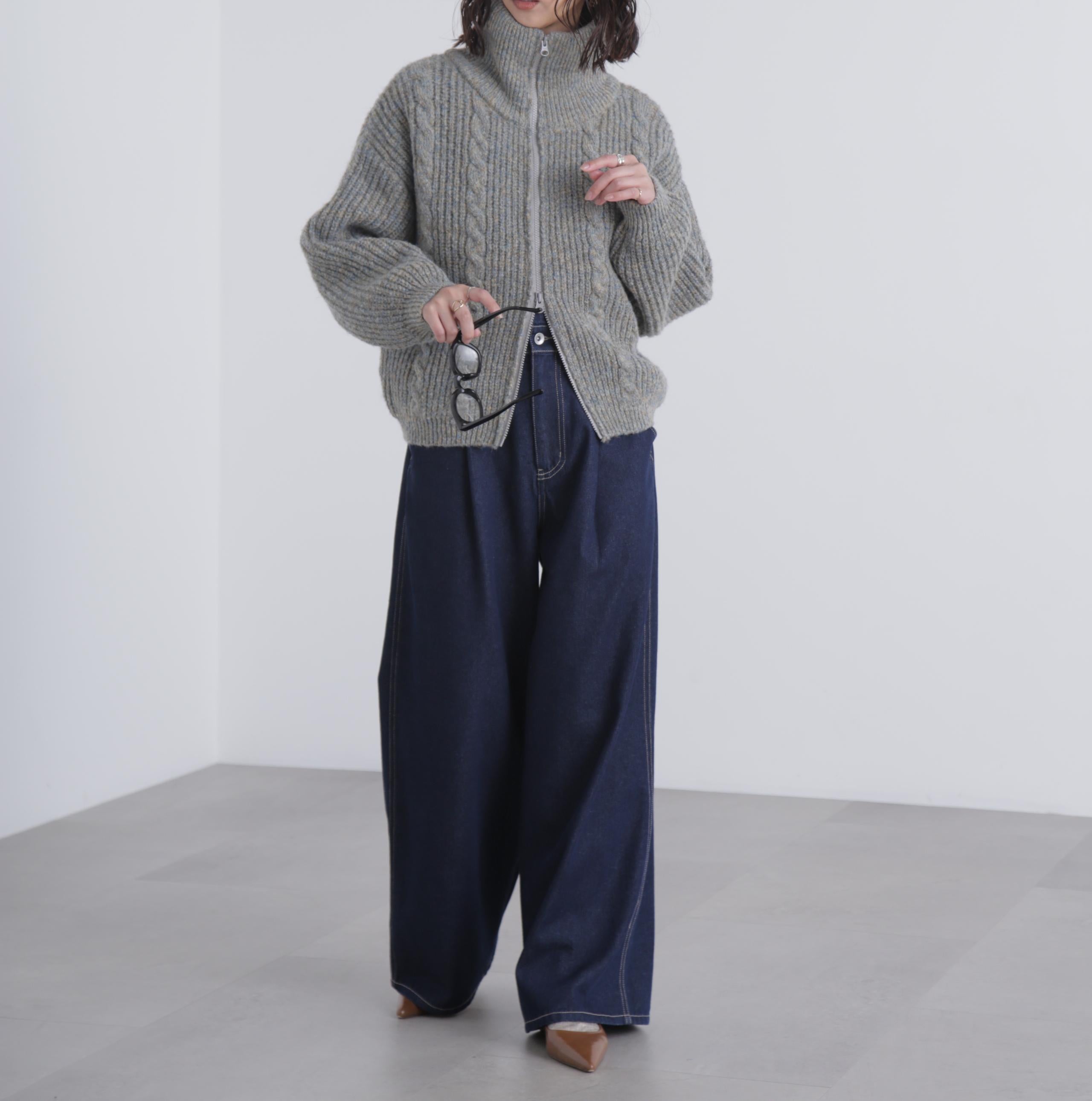 スタンドネックショート丈ジップニットブルゾン グレー