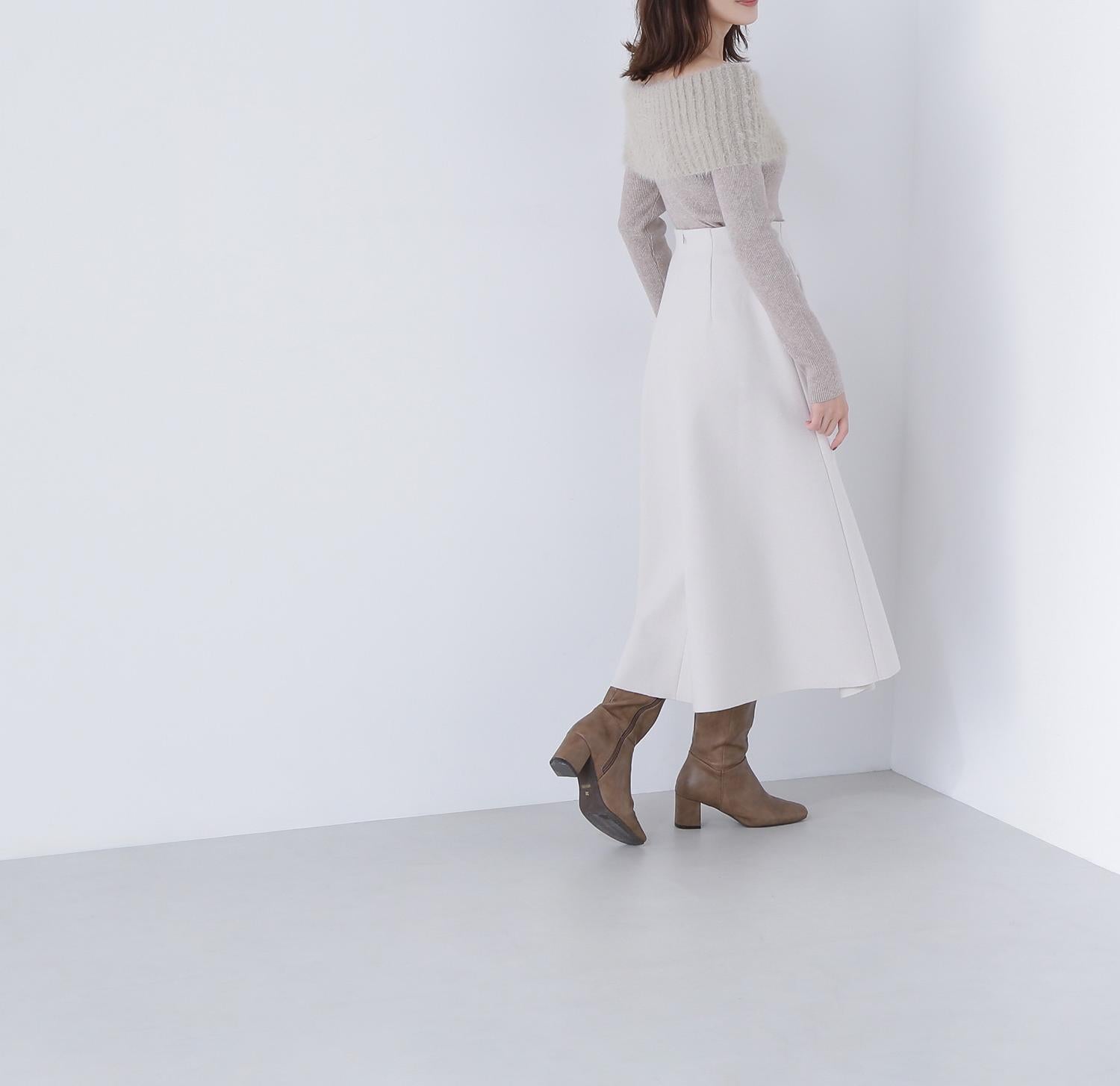 圧縮ジャージーシリーズ フレアスカート オフホワイト1