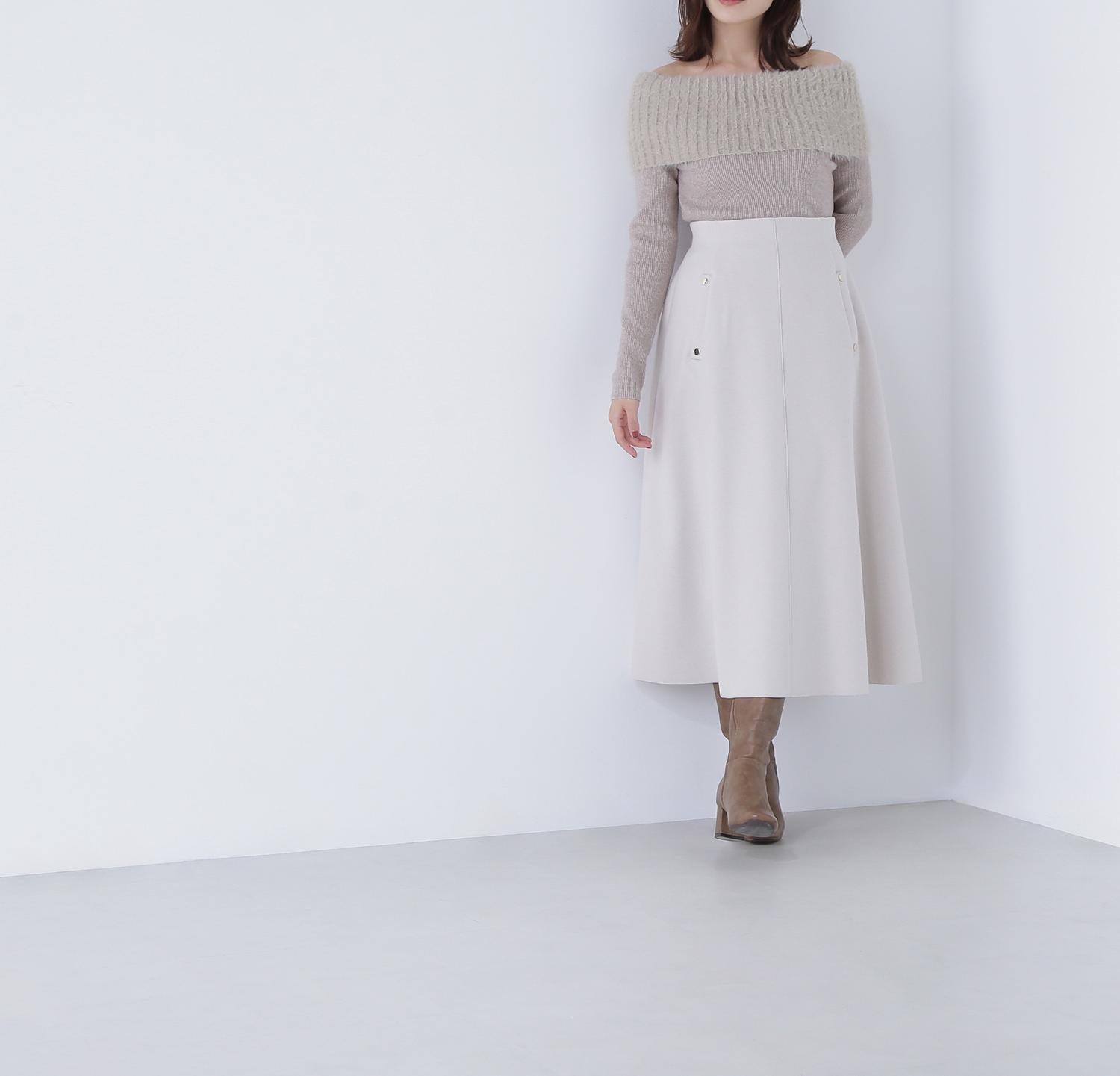 圧縮ジャージーシリーズ フレアスカート オフホワイト1