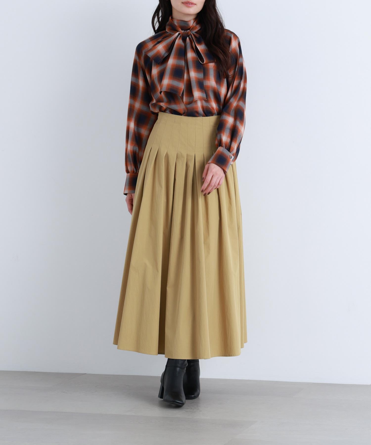 タフタボリュームスカート オーカー1