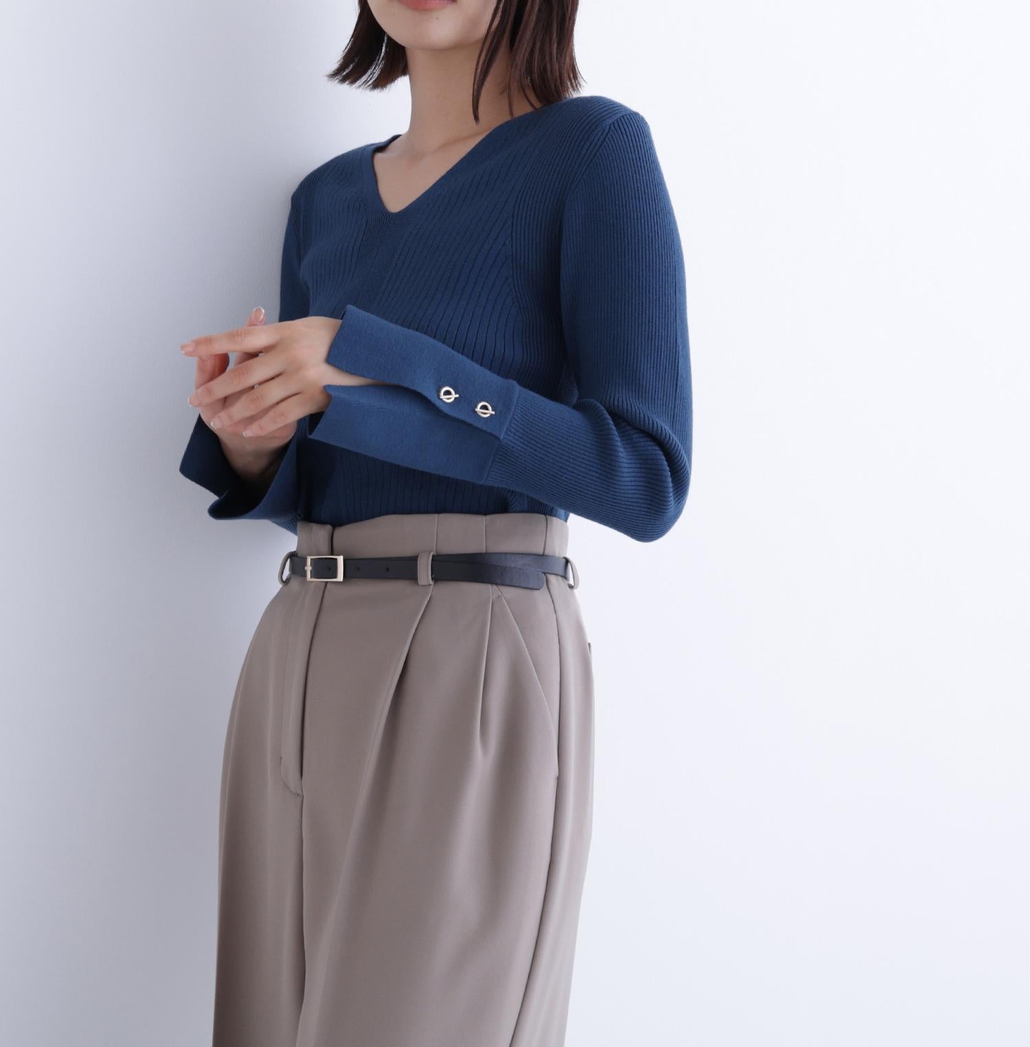 Vネックハトメスリーブリブニット ディープグリーン1