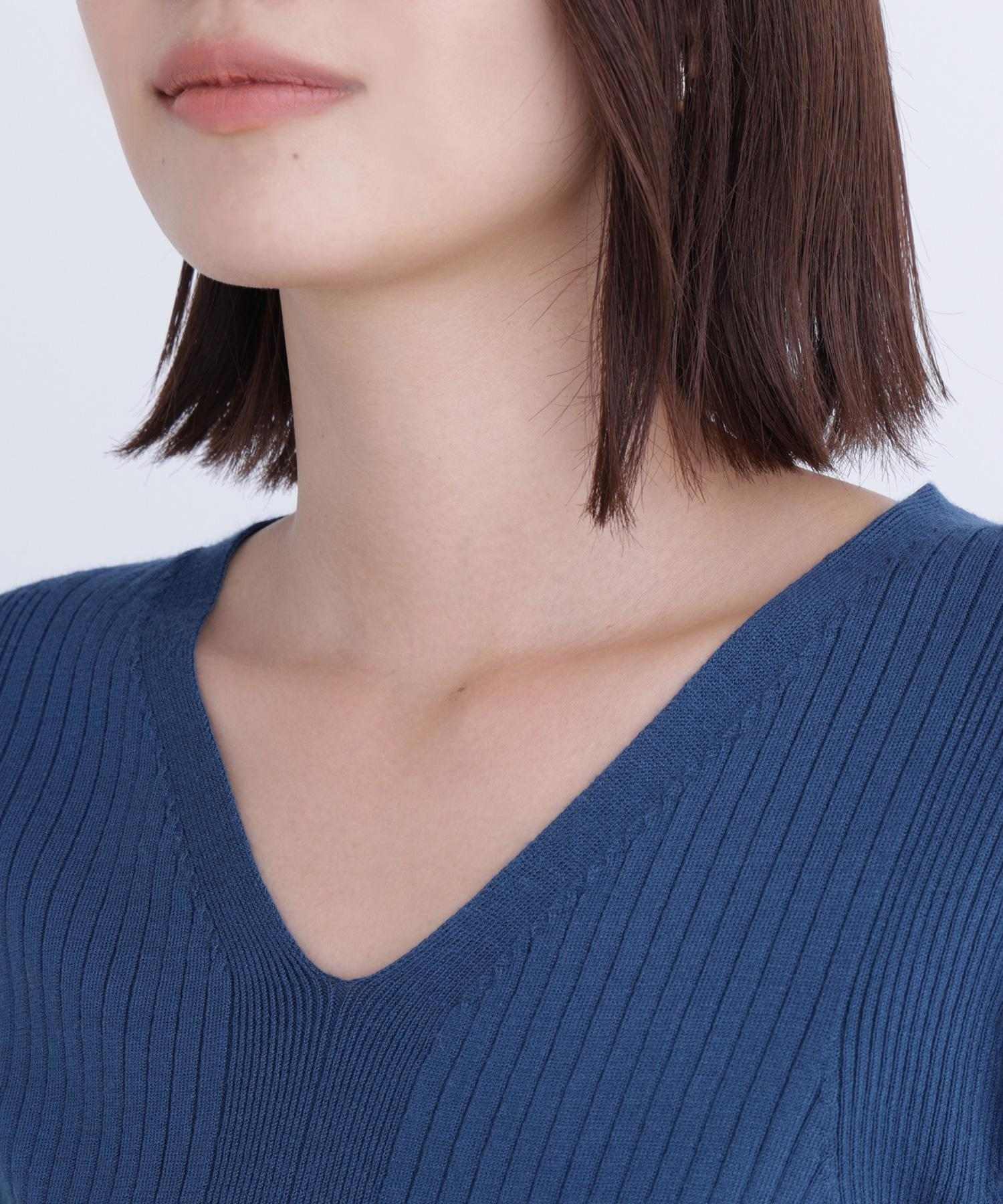 Vネックハトメスリーブリブニット ディープグリーン1