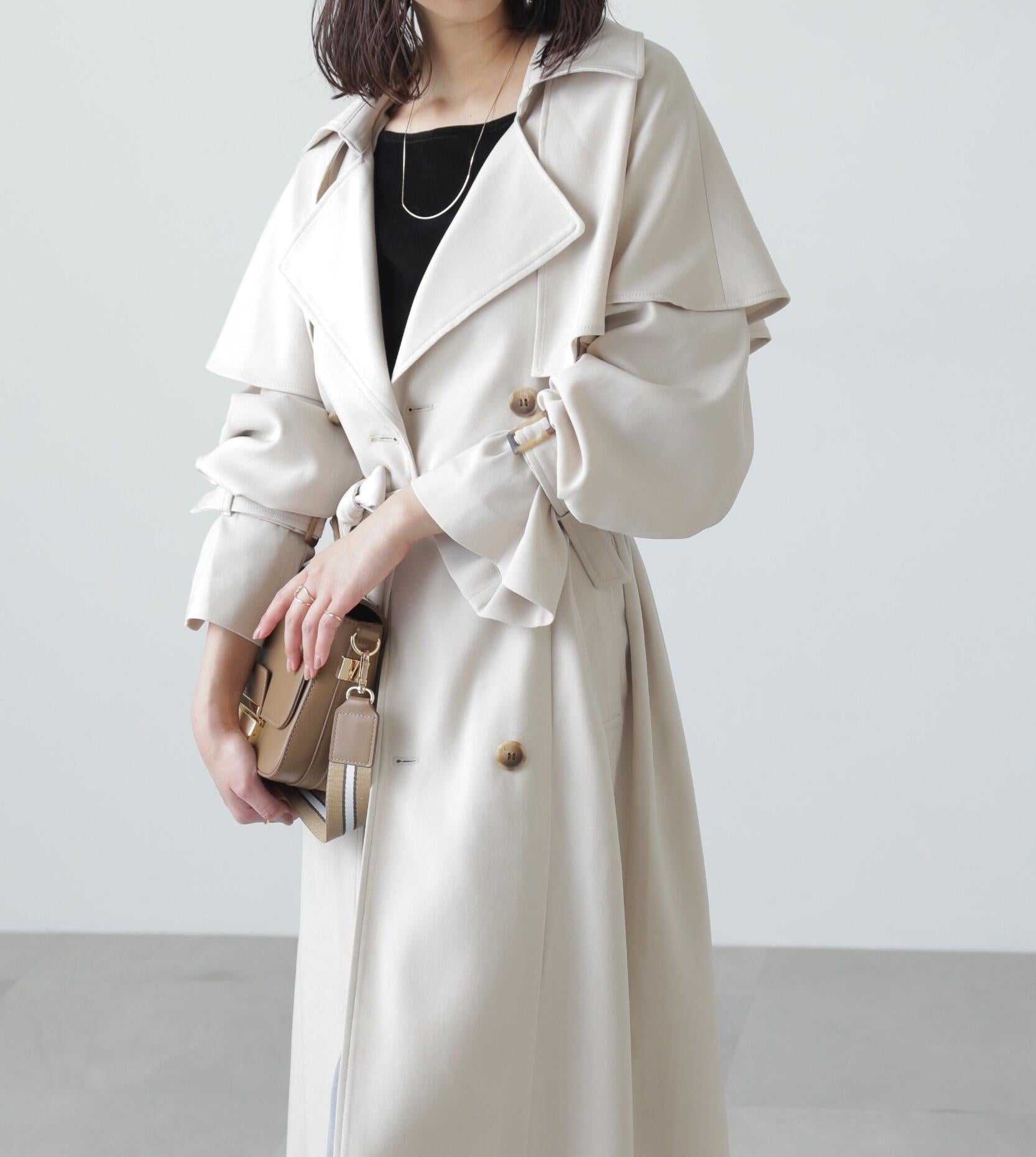 ケープ付きロングトレンチコート アイボリー
