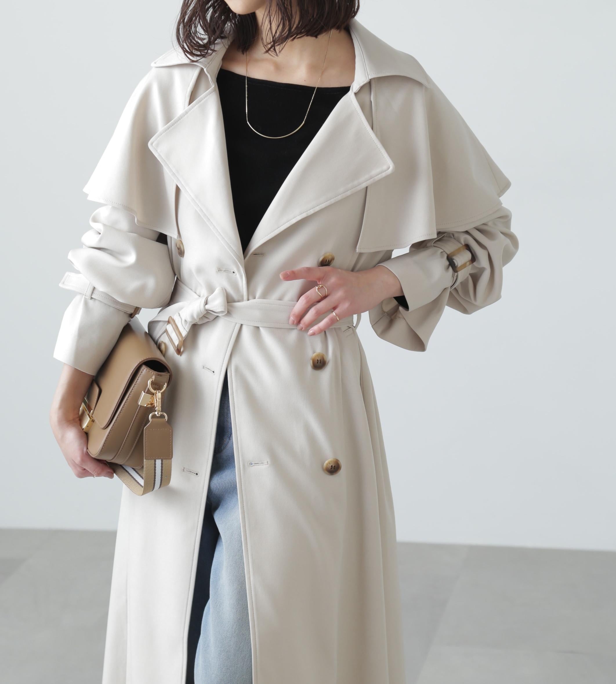ケープ付きロングトレンチコート アイボリー