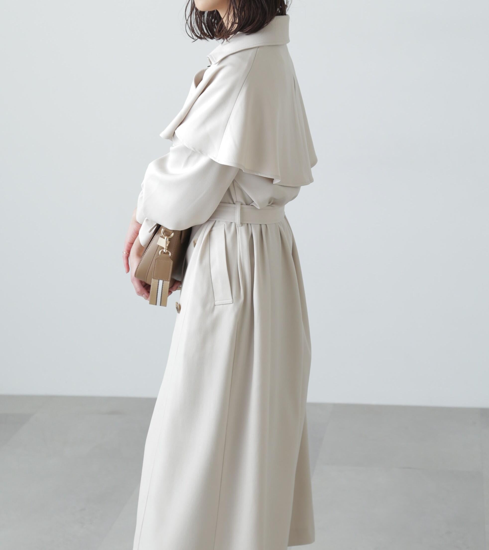 ケープ付きロングトレンチコート アイボリー