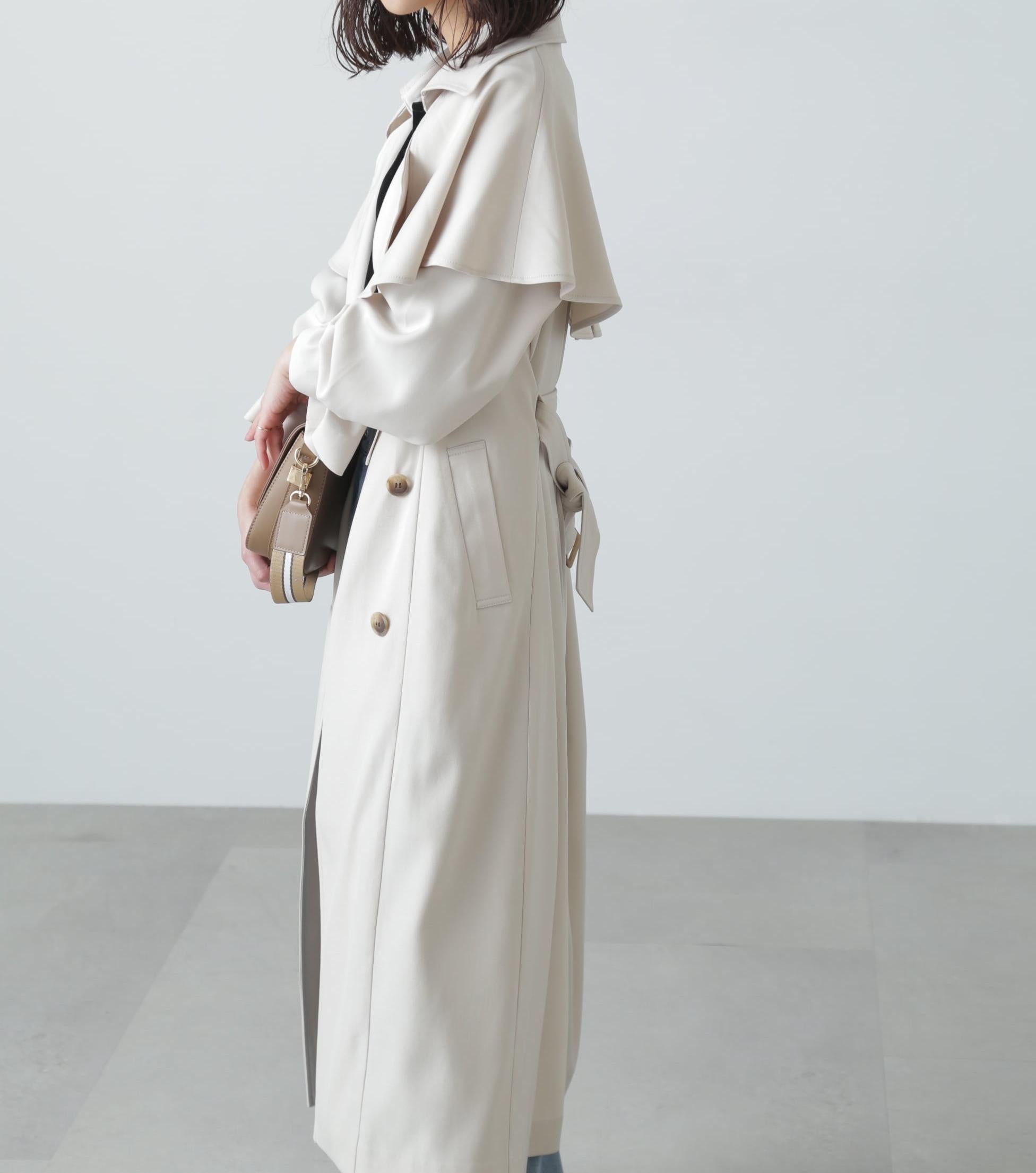 ケープ付きロングトレンチコート アイボリー
