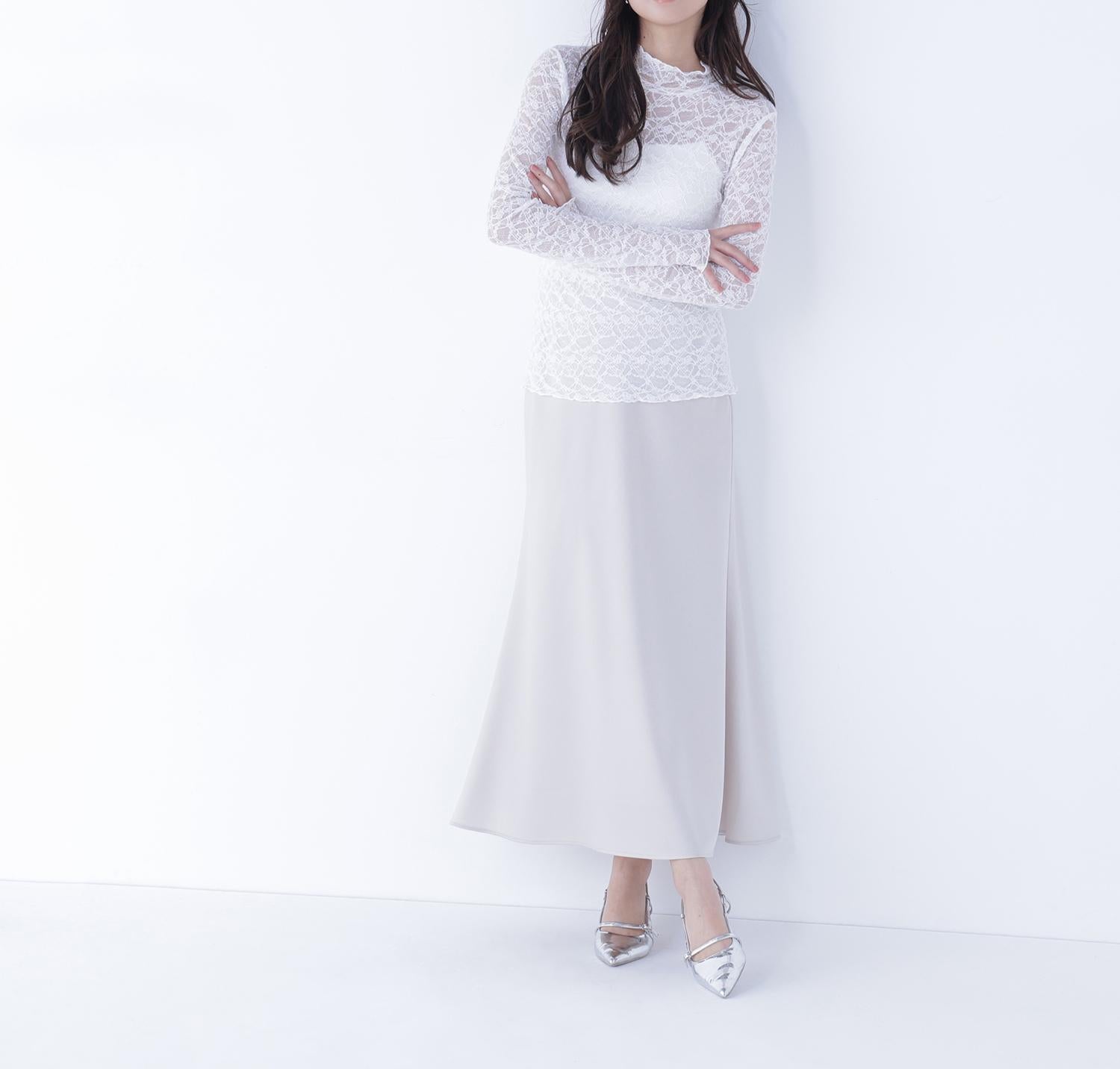 レースハイネックカットソー オフホワイト1