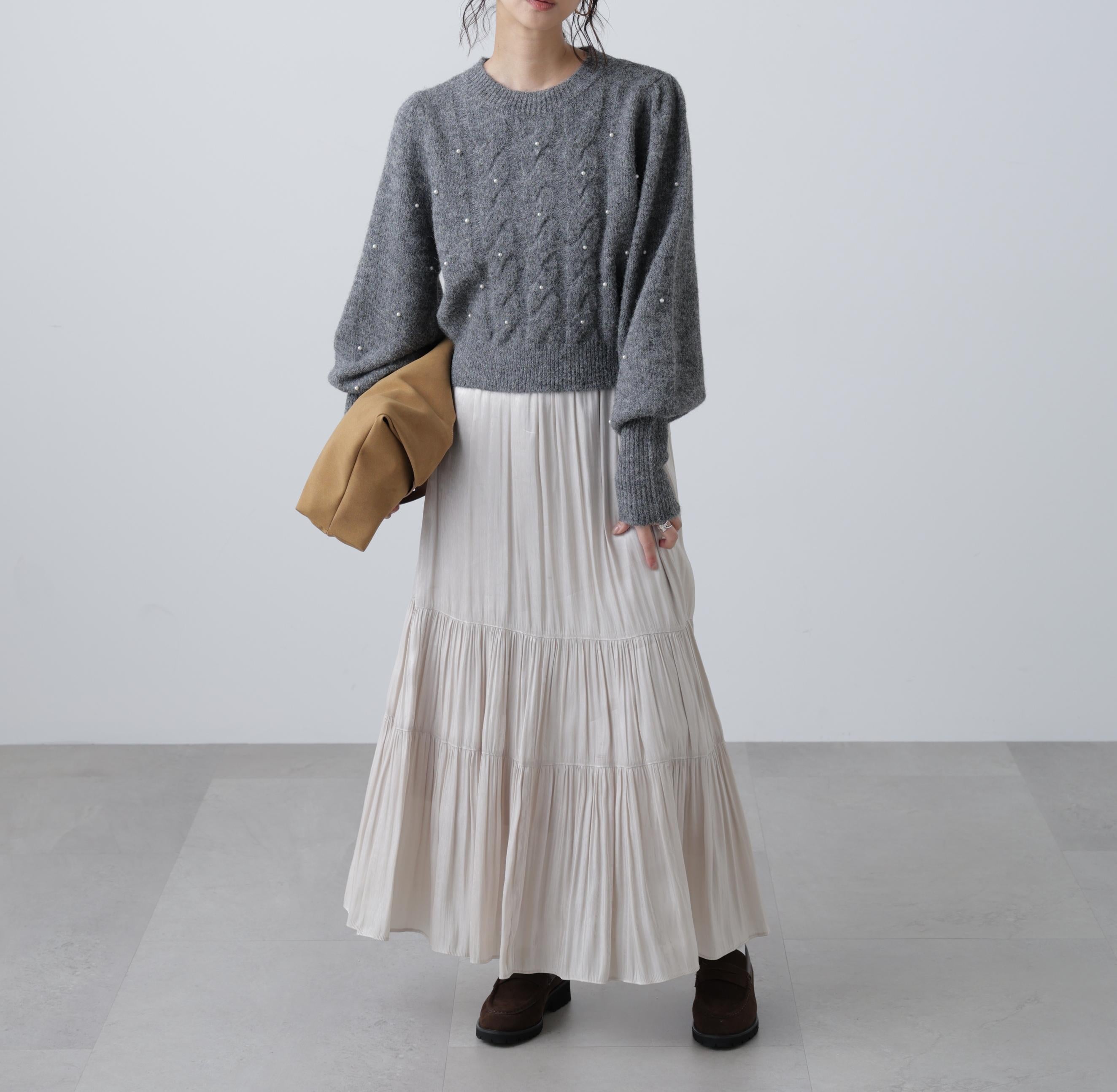 パール付きケーブルショート丈ニット グレー