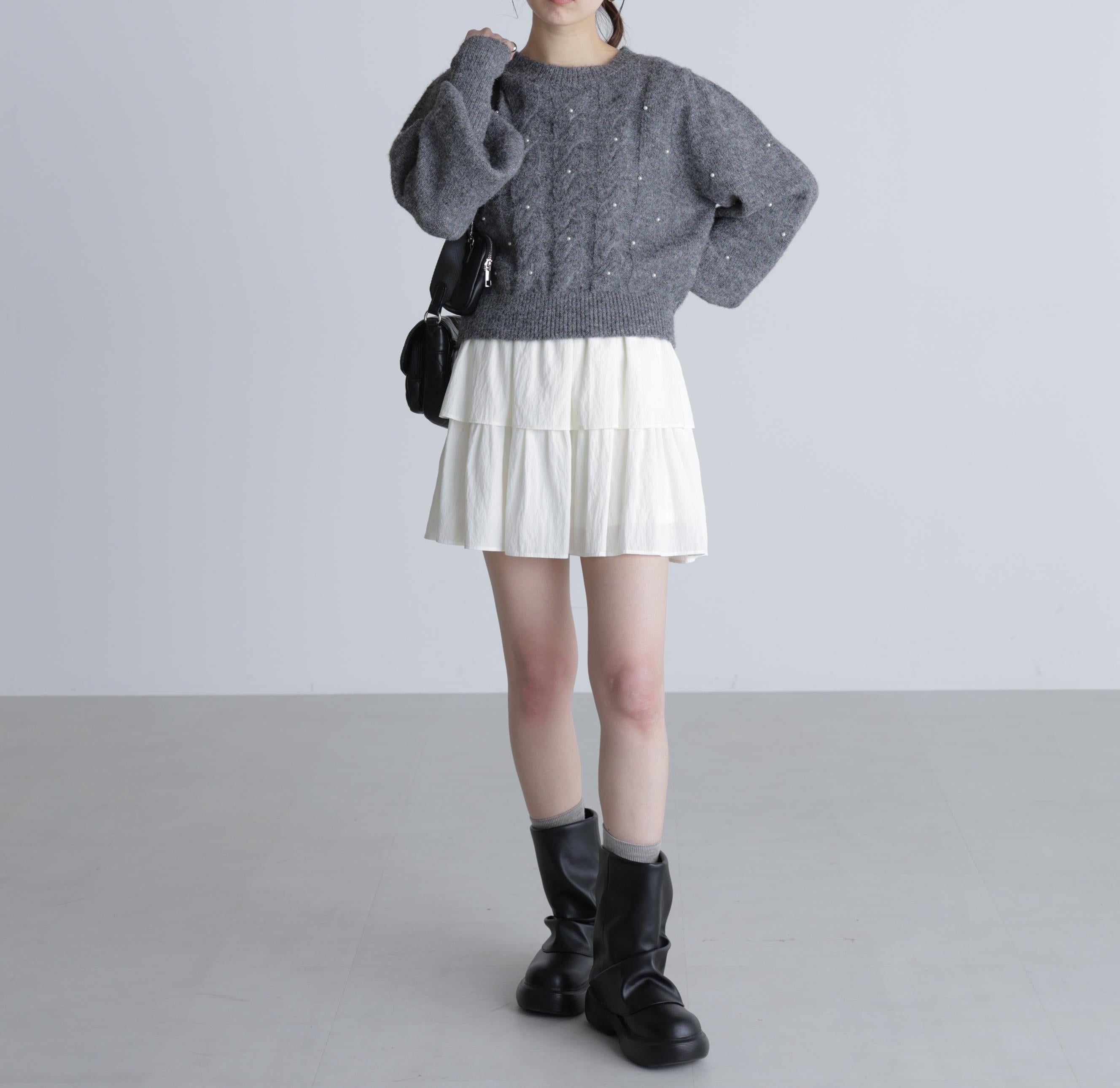 パール付きケーブルショート丈ニット グレー