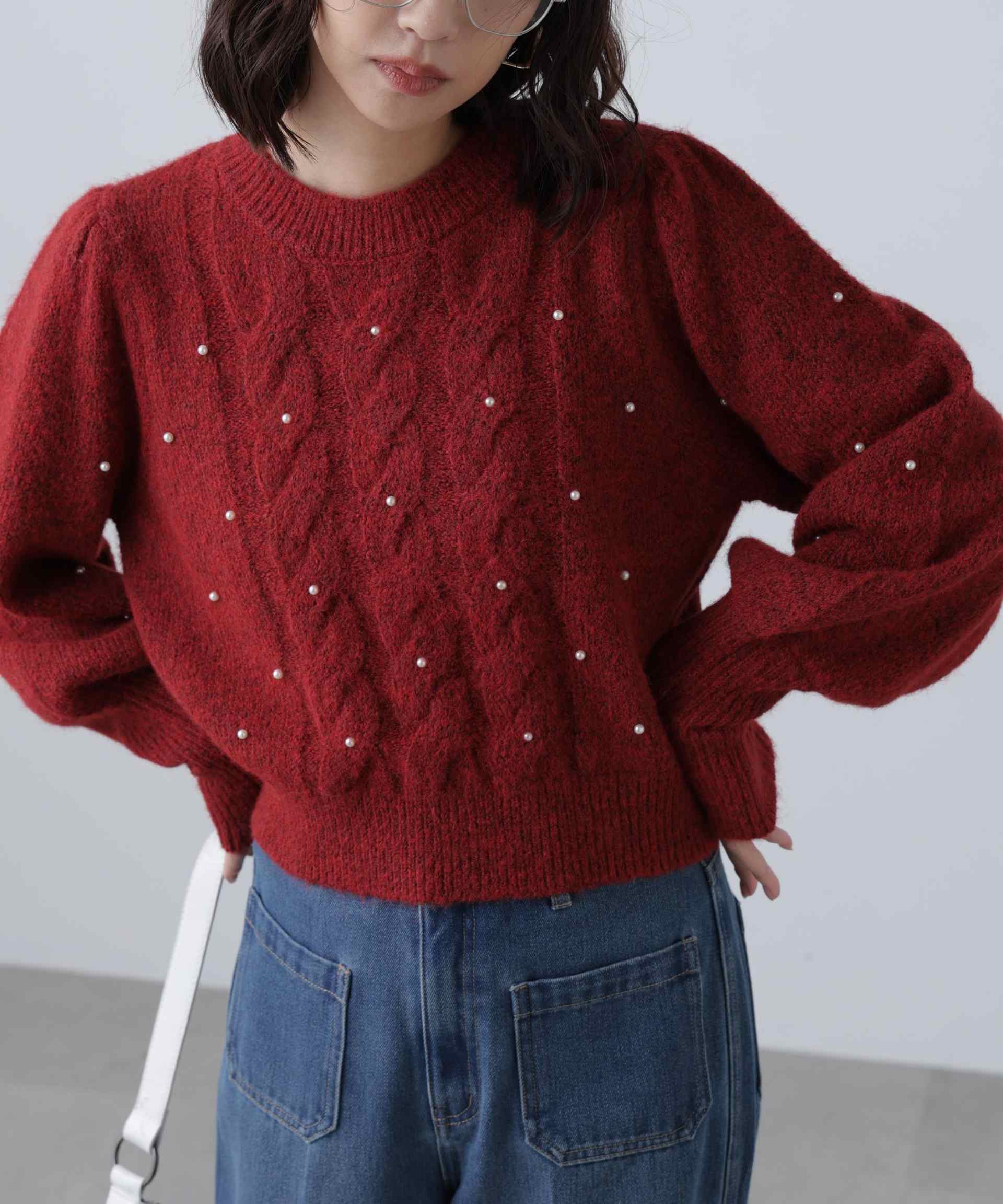 パール付きケーブルショート丈ニット レッド