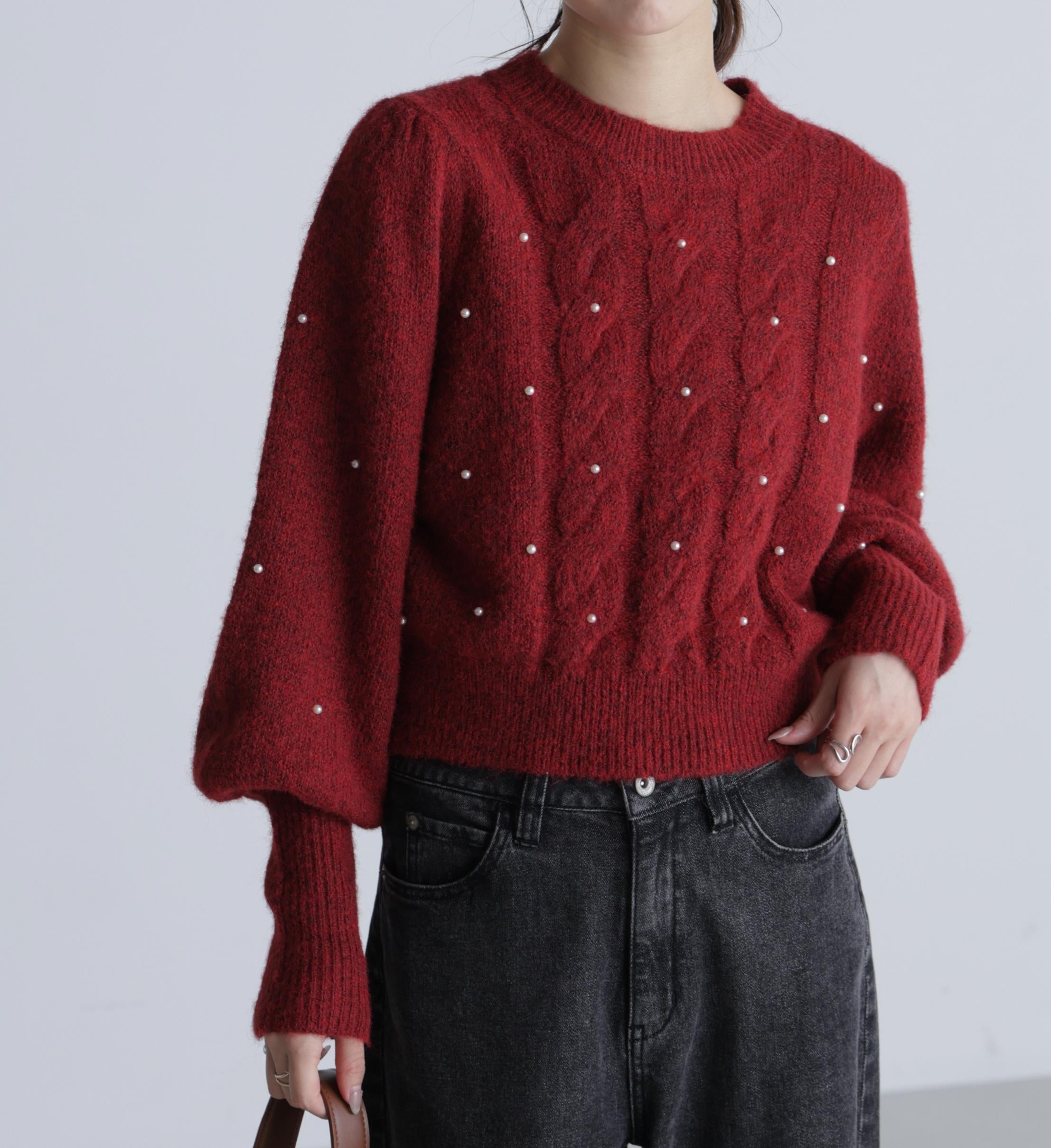 パール付きケーブルショート丈ニット レッド