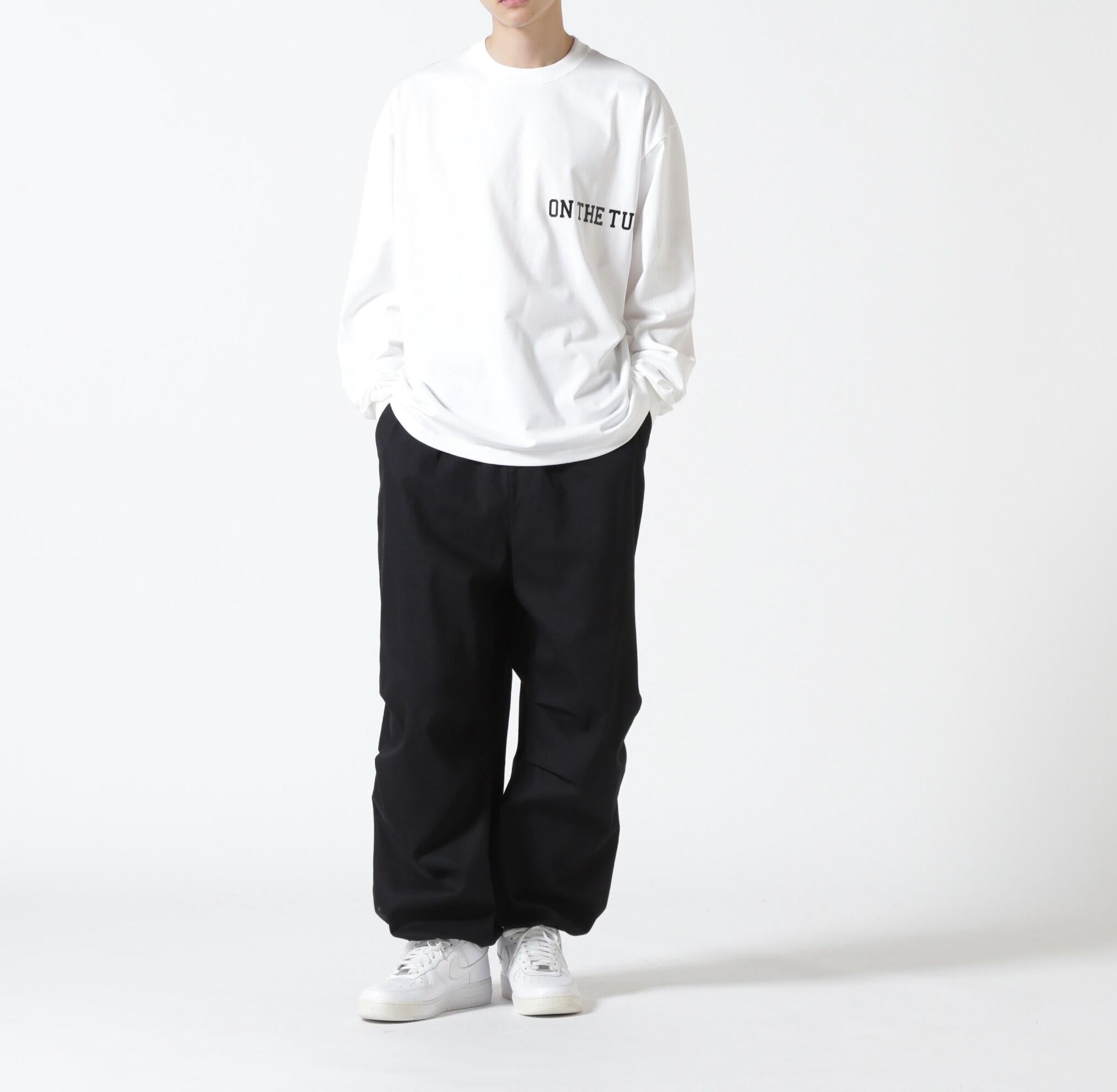 ON THE TU>F<オン ザ ターフRACKSIDE TEE ホワイト